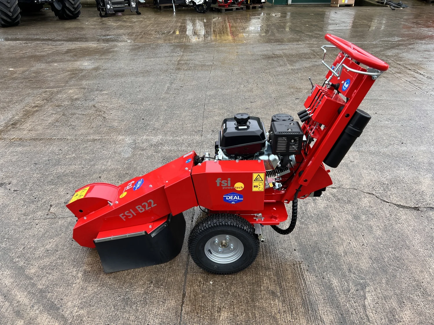 FSI B22 Stump Grinder crane for sale in Walterston, Llancarfan, Barry, Vale of Glamorgan — photo 2