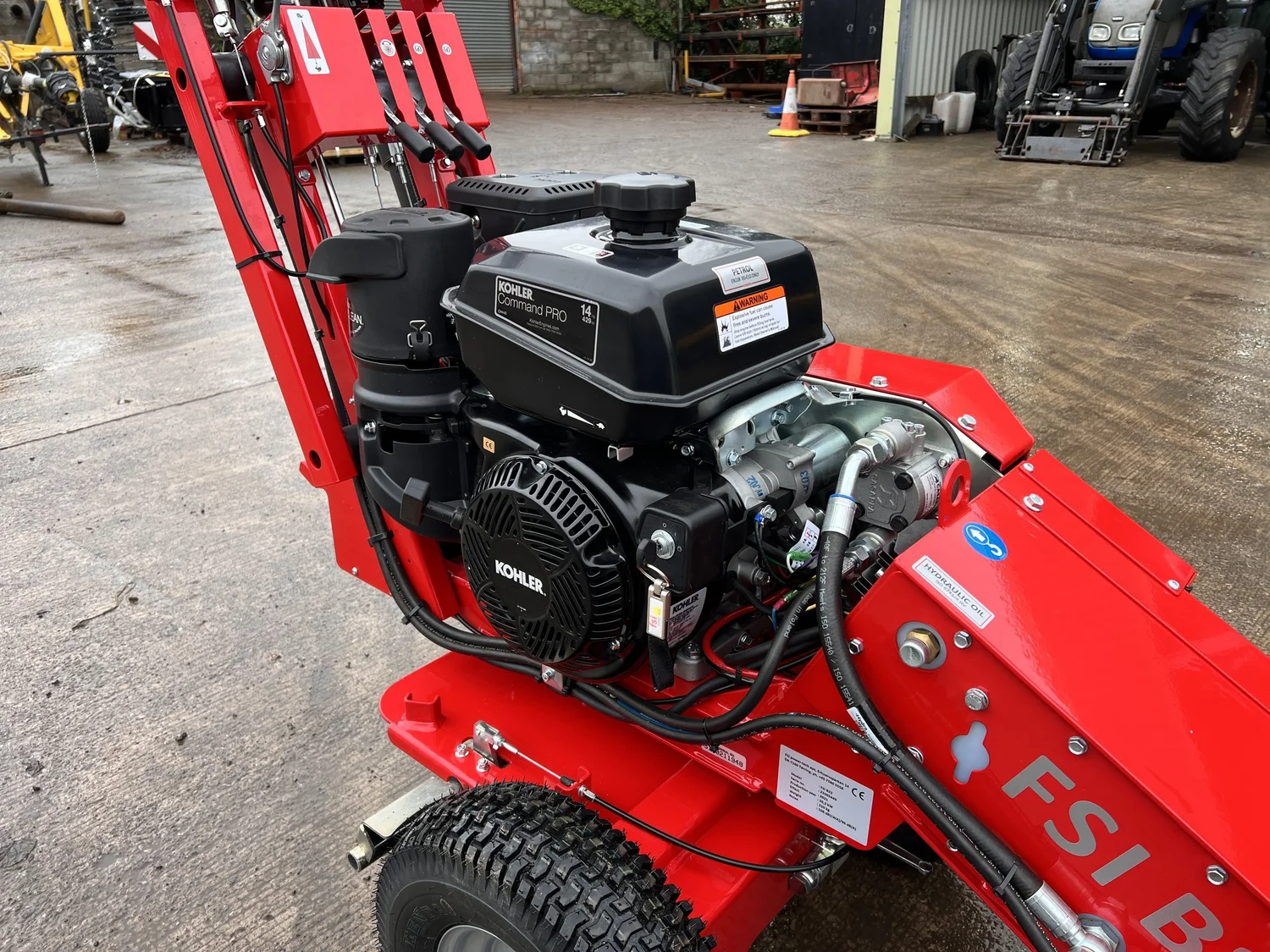 FSI B22 Stump Grinder crane for sale in Walterston, Llancarfan, Barry, Vale of Glamorgan — photo 10
