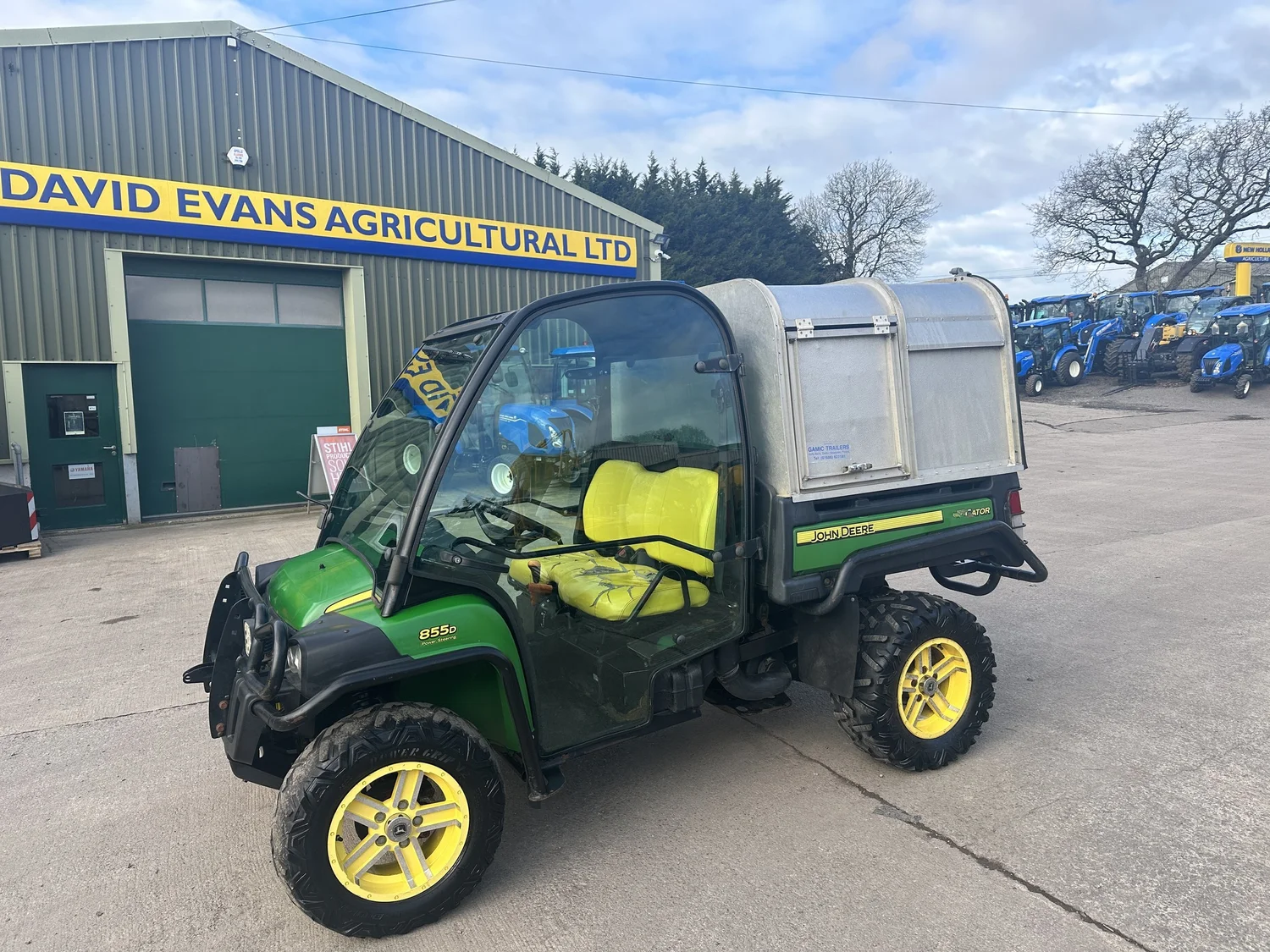 John Deere 855D for sale in Walterston, Llancarfan, Barry, Vale of Glamorgan