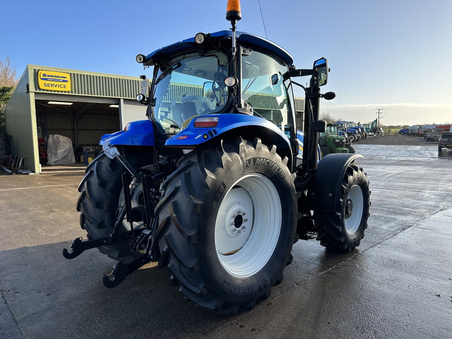 New Holland tractor for sale in Walterston, Llancarfan, Barry, Vale of Glamorgan — photo 4