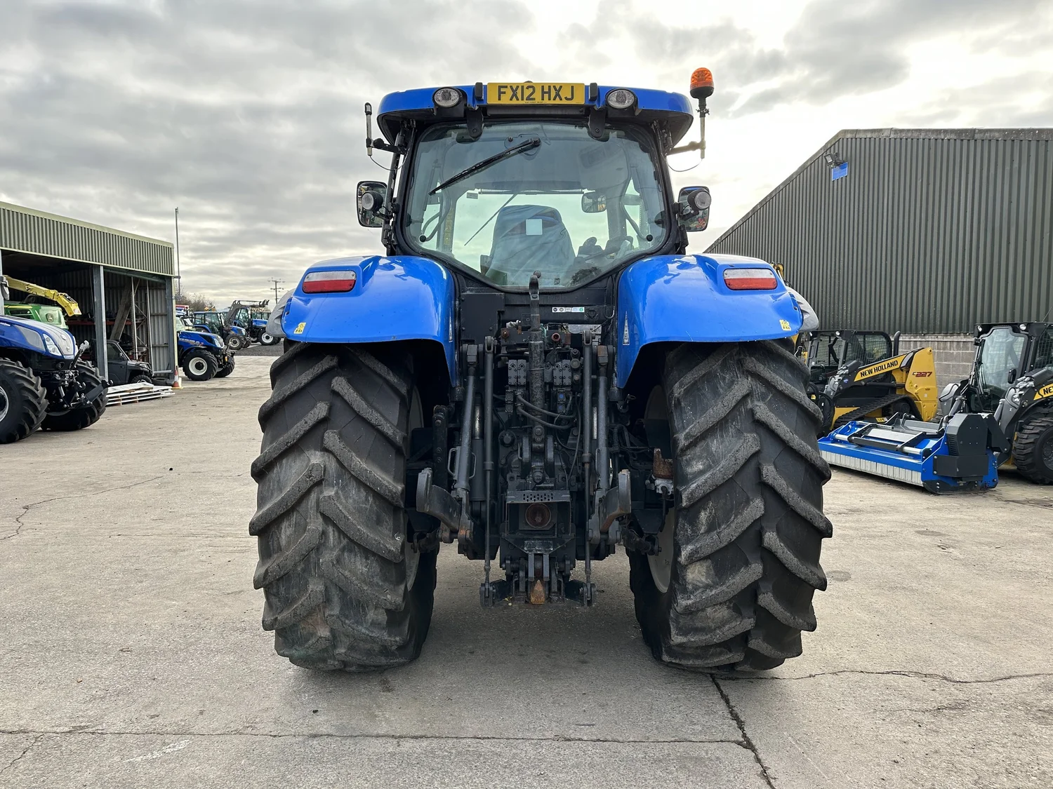 New Holland tractor for sale in Walterston, Llancarfan, Barry, Vale of Glamorgan — photo 4