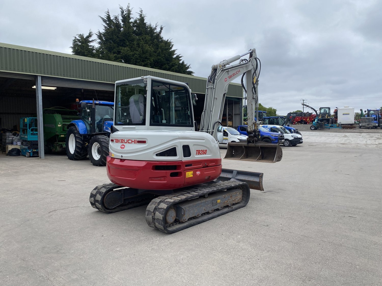 Takeuchi excavator for sale in Walterston, Llancarfan, Barry, Vale of Glamorgan — photo 6