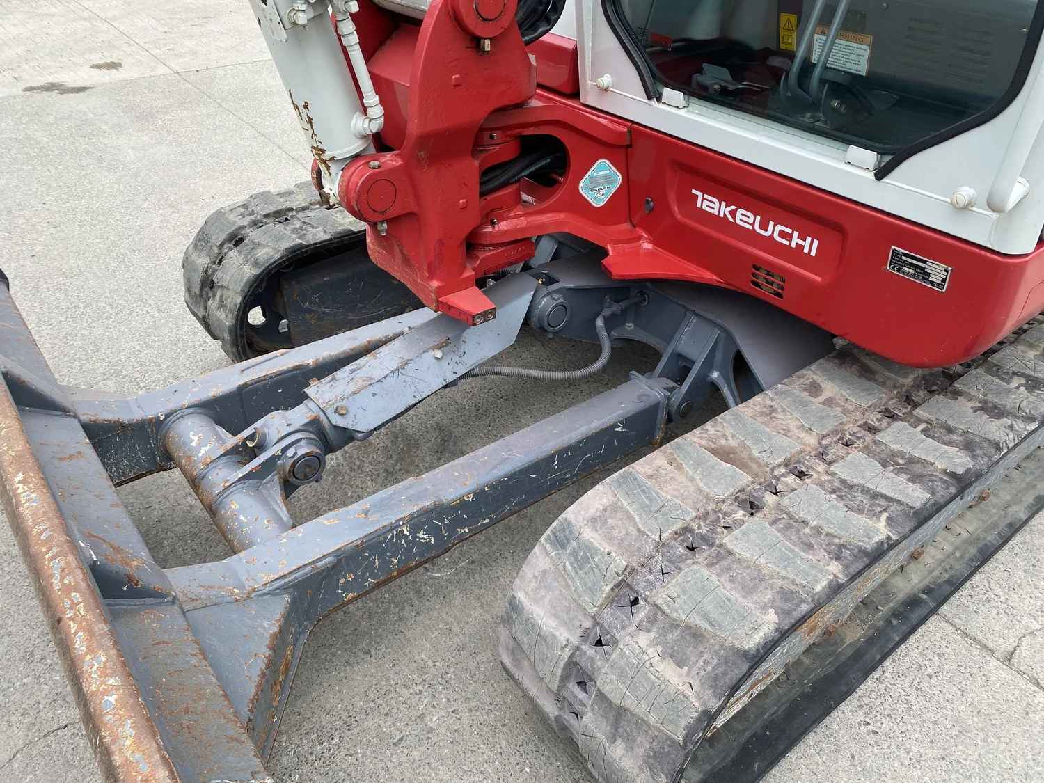 Takeuchi excavator for sale in Walterston, Llancarfan, Barry, Vale of Glamorgan — photo 10