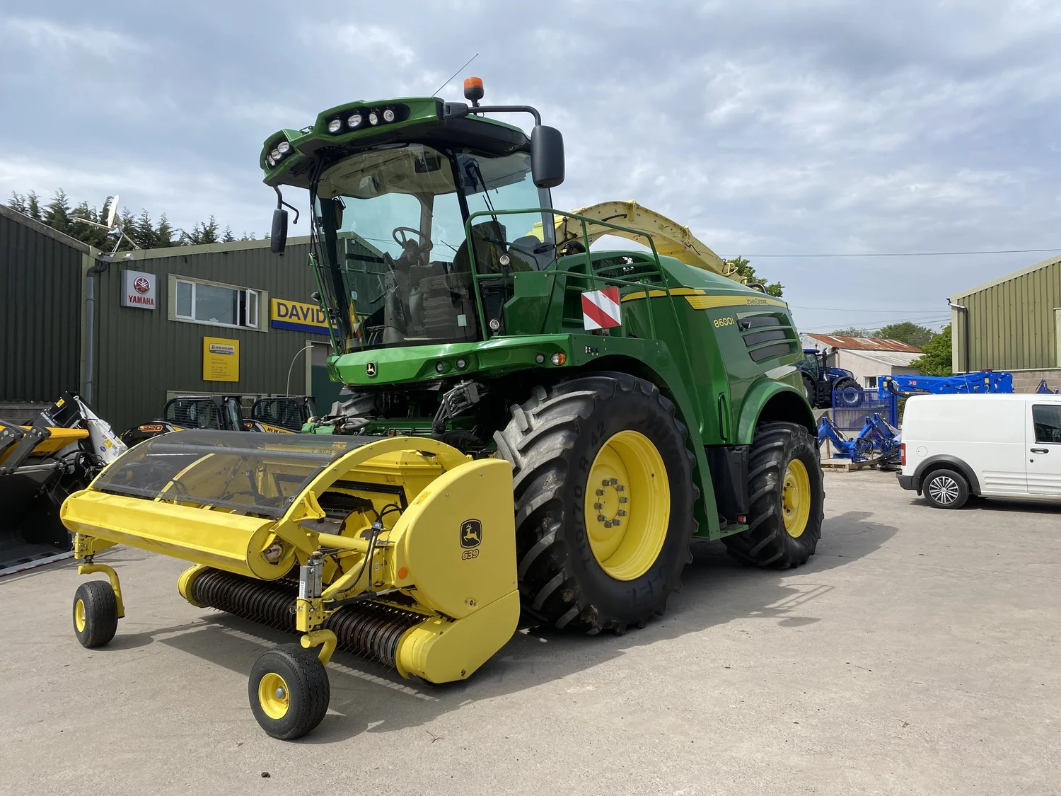 John Deere 8600i for sale in Walterston, Llancarfan, Barry, Vale of Glamorgan