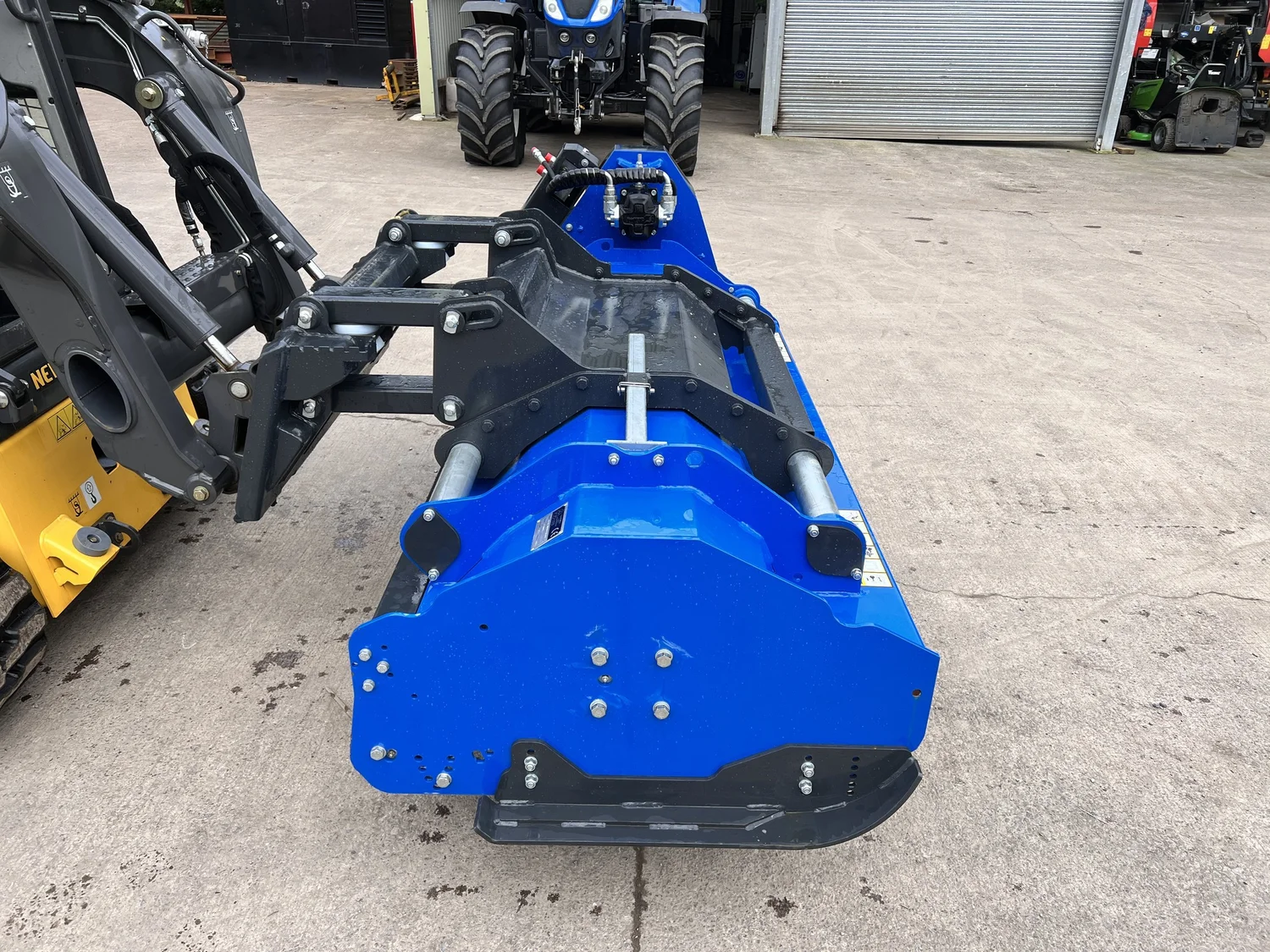 2000 mower for sale in Walterston, Llancarfan, Barry, Vale of Glamorgan — photo 6