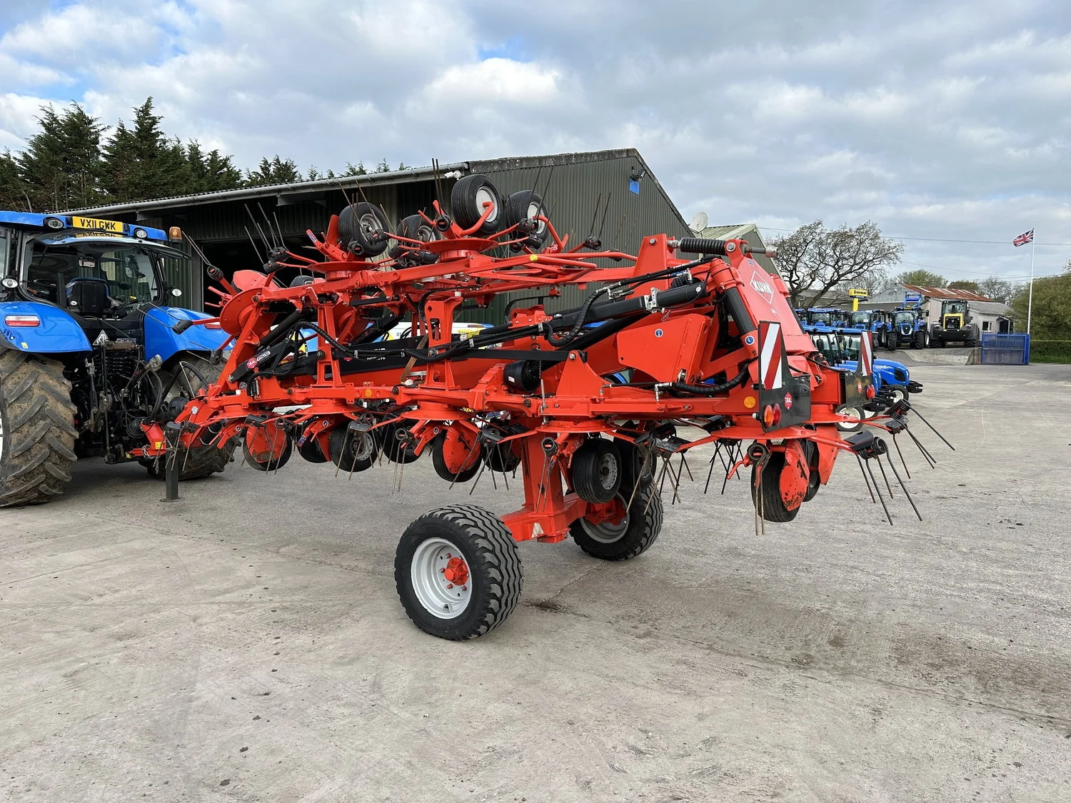 Kuhn other for sale in Walterston, Llancarfan, Barry, Vale of Glamorgan — photo 3