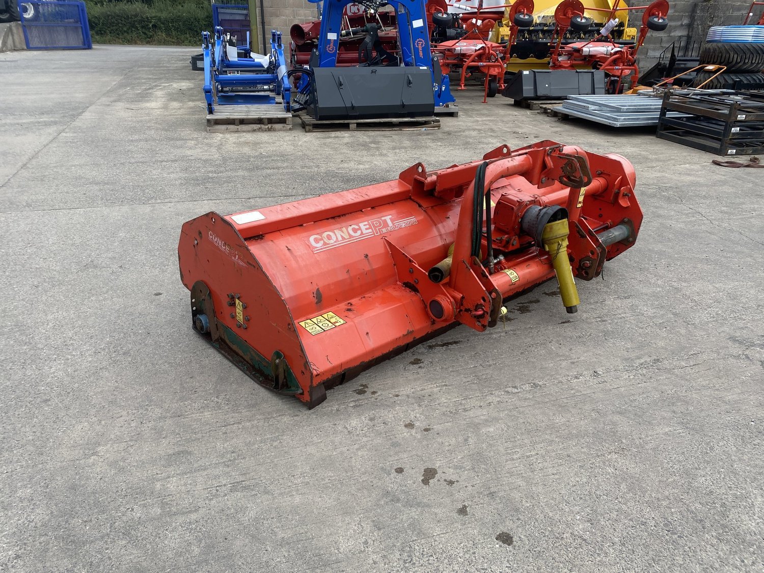 Perugini Concept MT 240 mower for sale in Walterston, Llancarfan, Barry, Vale of Glamorgan — photo 7