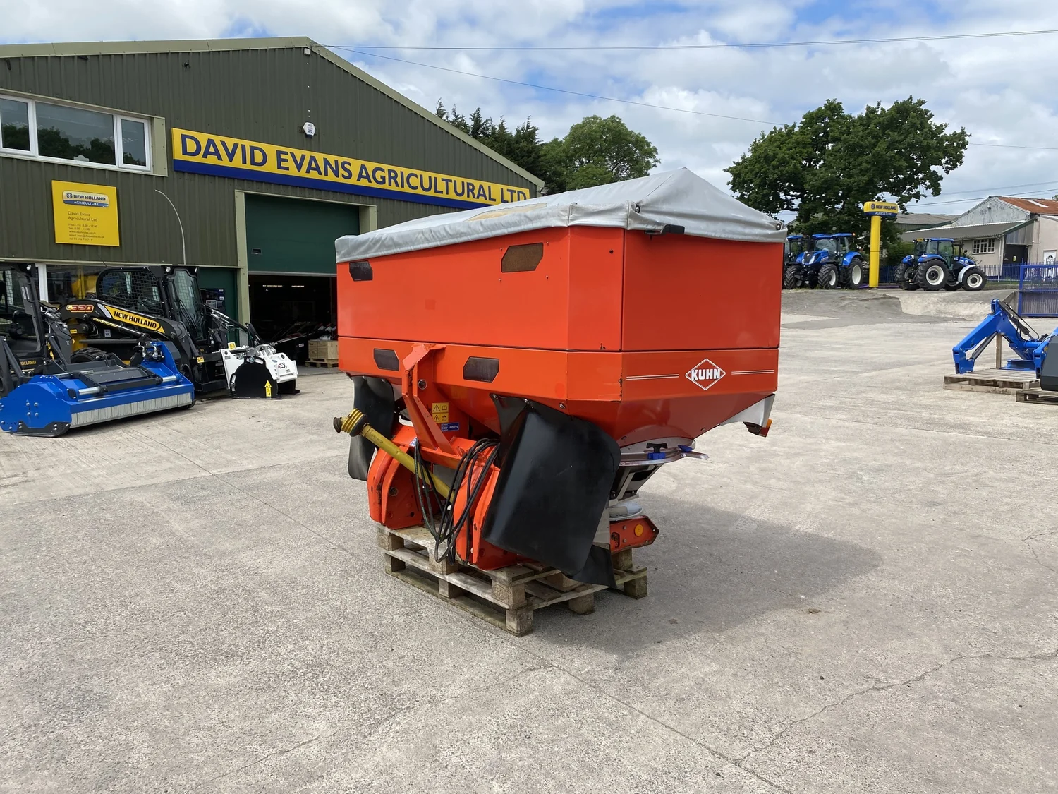 Kuhn other for sale in Walterston, Llancarfan, Barry, Vale of Glamorgan — photo 2