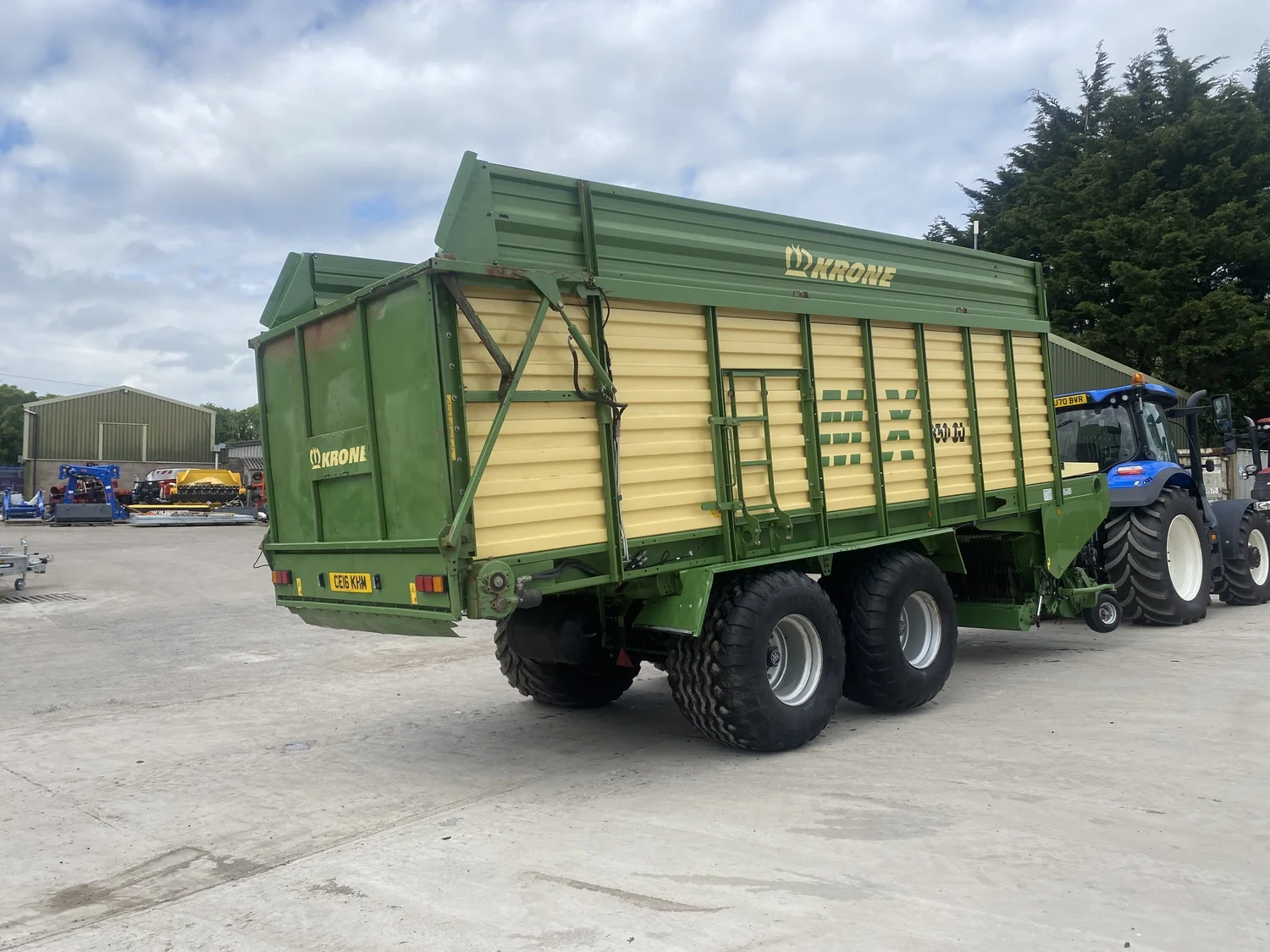 Krone wheels & tyre for sale in Walterston, Llancarfan, Barry, Vale of Glamorgan — photo 5