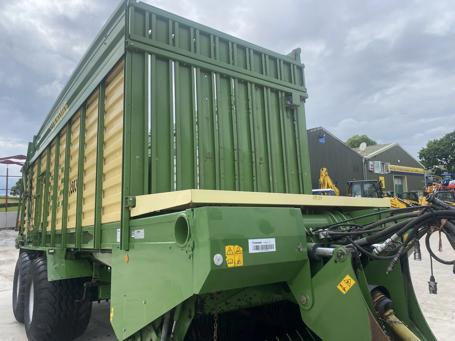 Krone wheels & tyre for sale in Walterston, Llancarfan, Barry, Vale of Glamorgan — photo 11