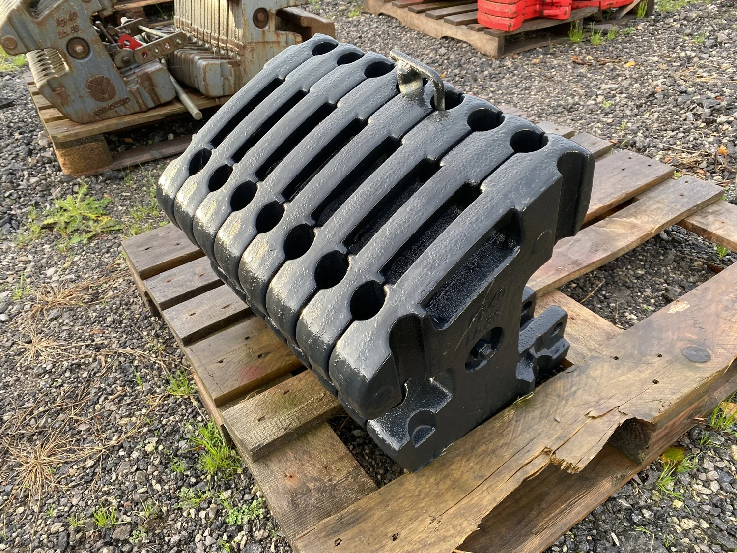 Tractor Weights tractor for sale in Walterston, Llancarfan, Barry, Vale of Glamorgan — photo 8
