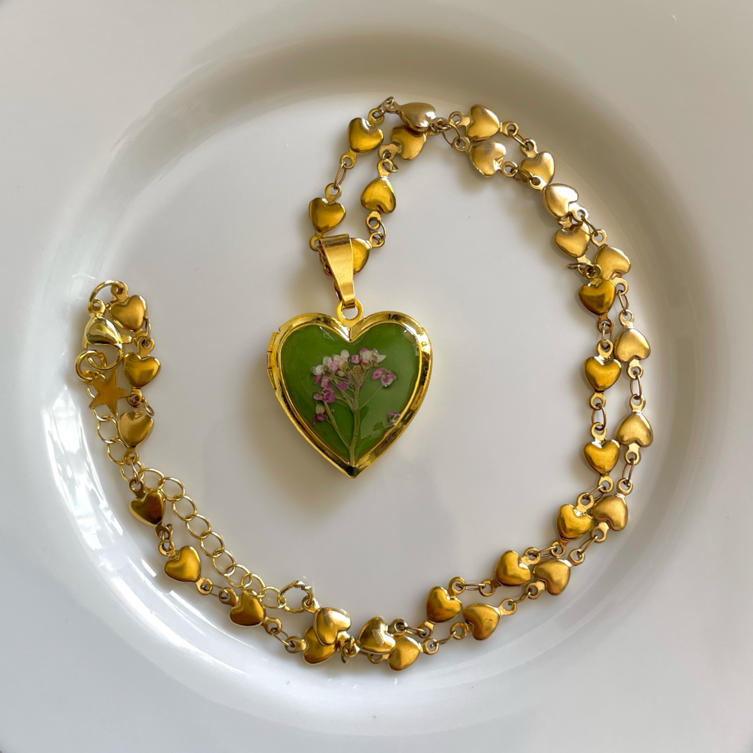 Untitled_Artwork 36.png