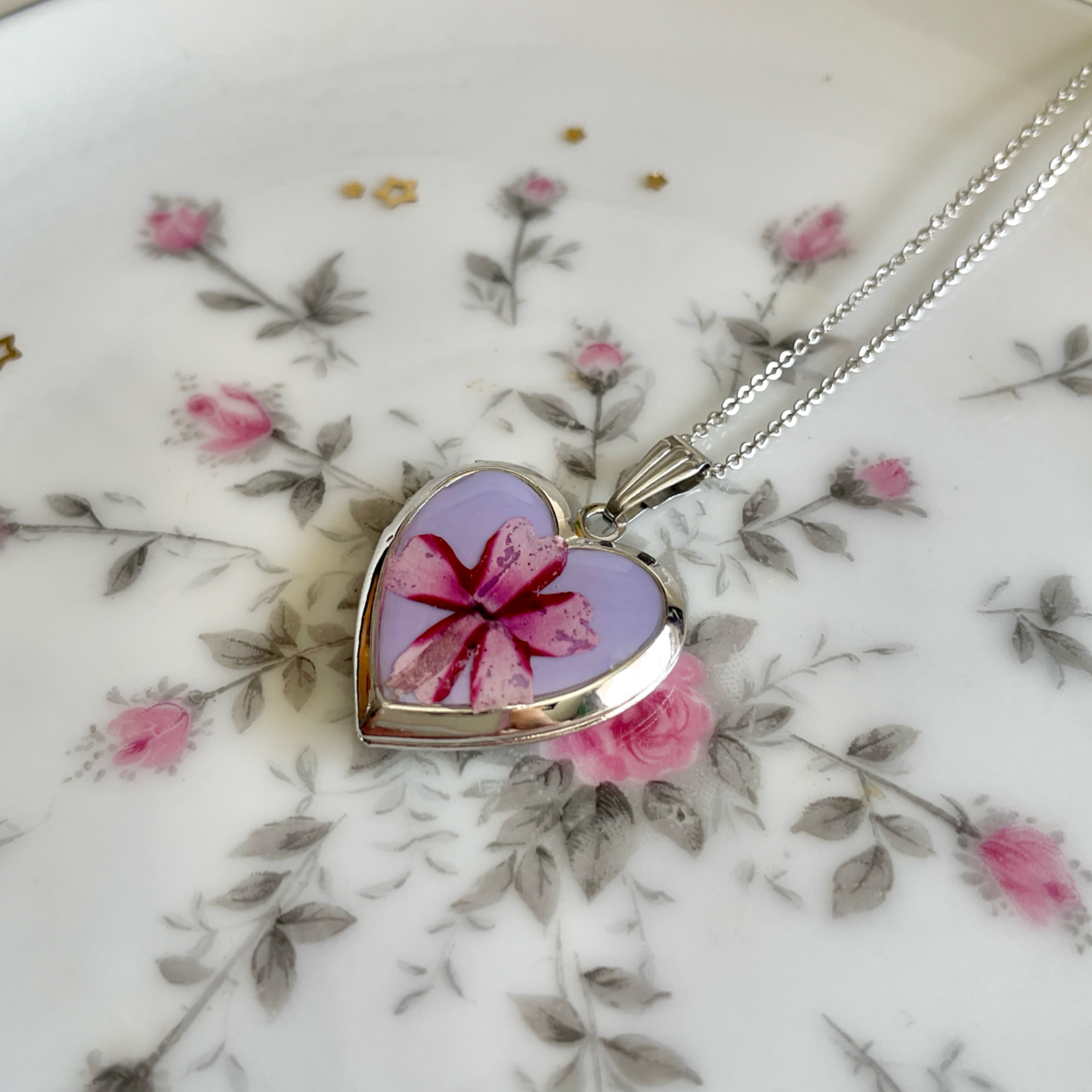 Untitled_Artwork 34.png