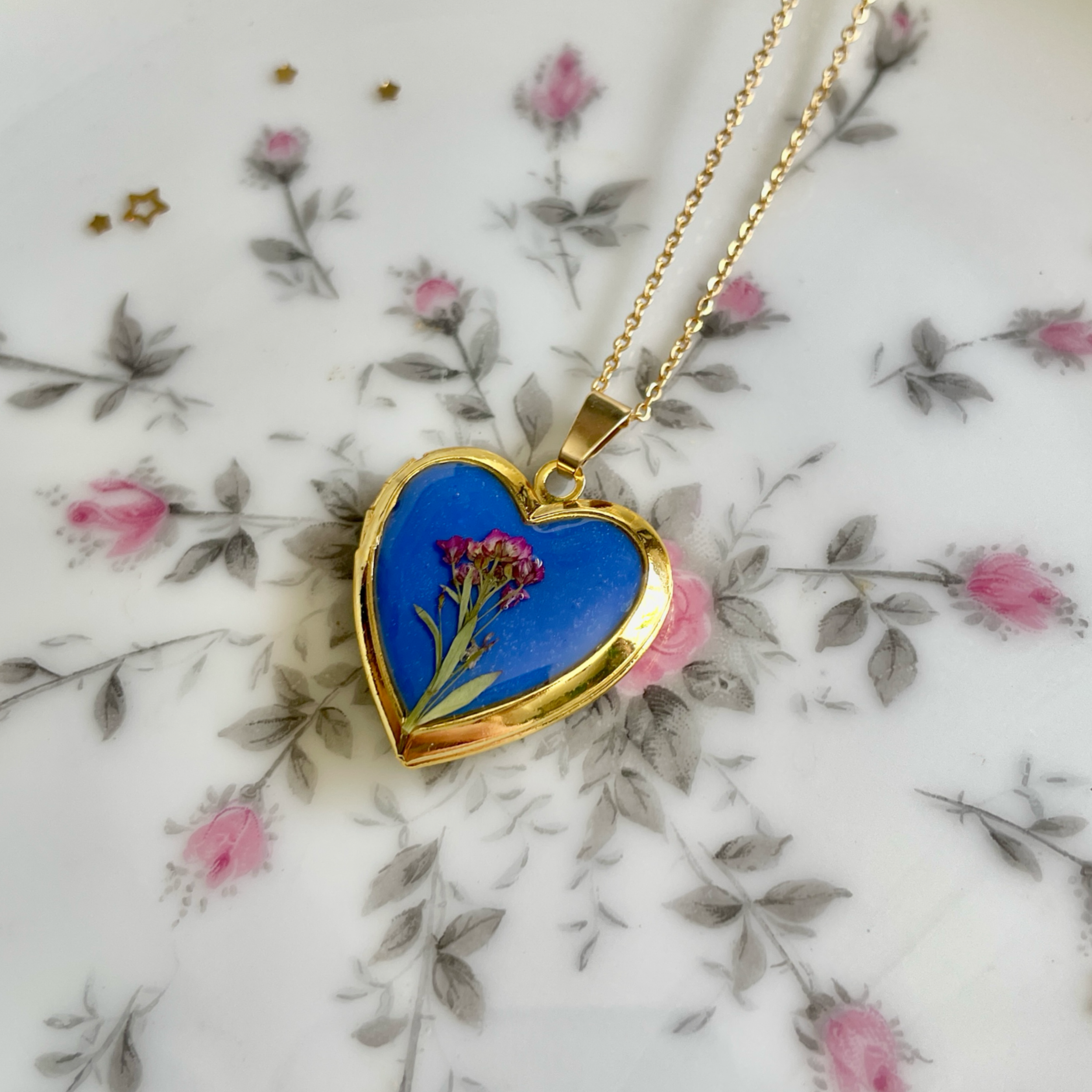 Untitled_Artwork 32.png