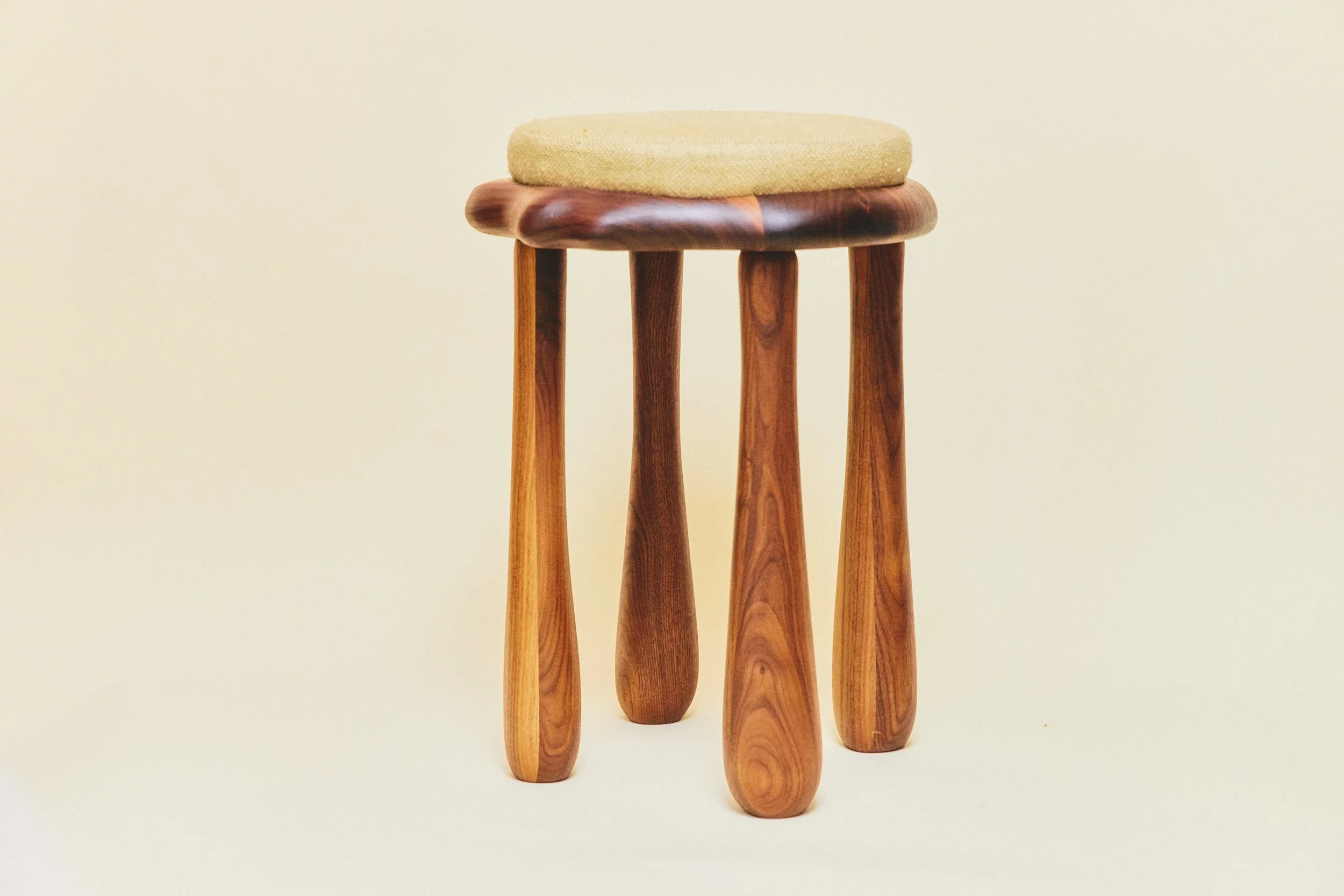 stools 3A.jpg