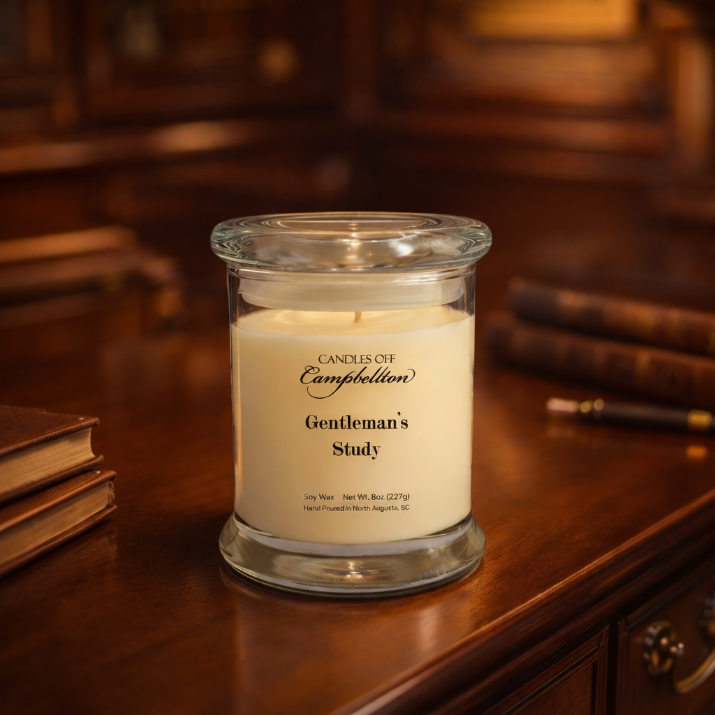 Gentleman's Study | Mahogany and teak. A refined finish to the evening.