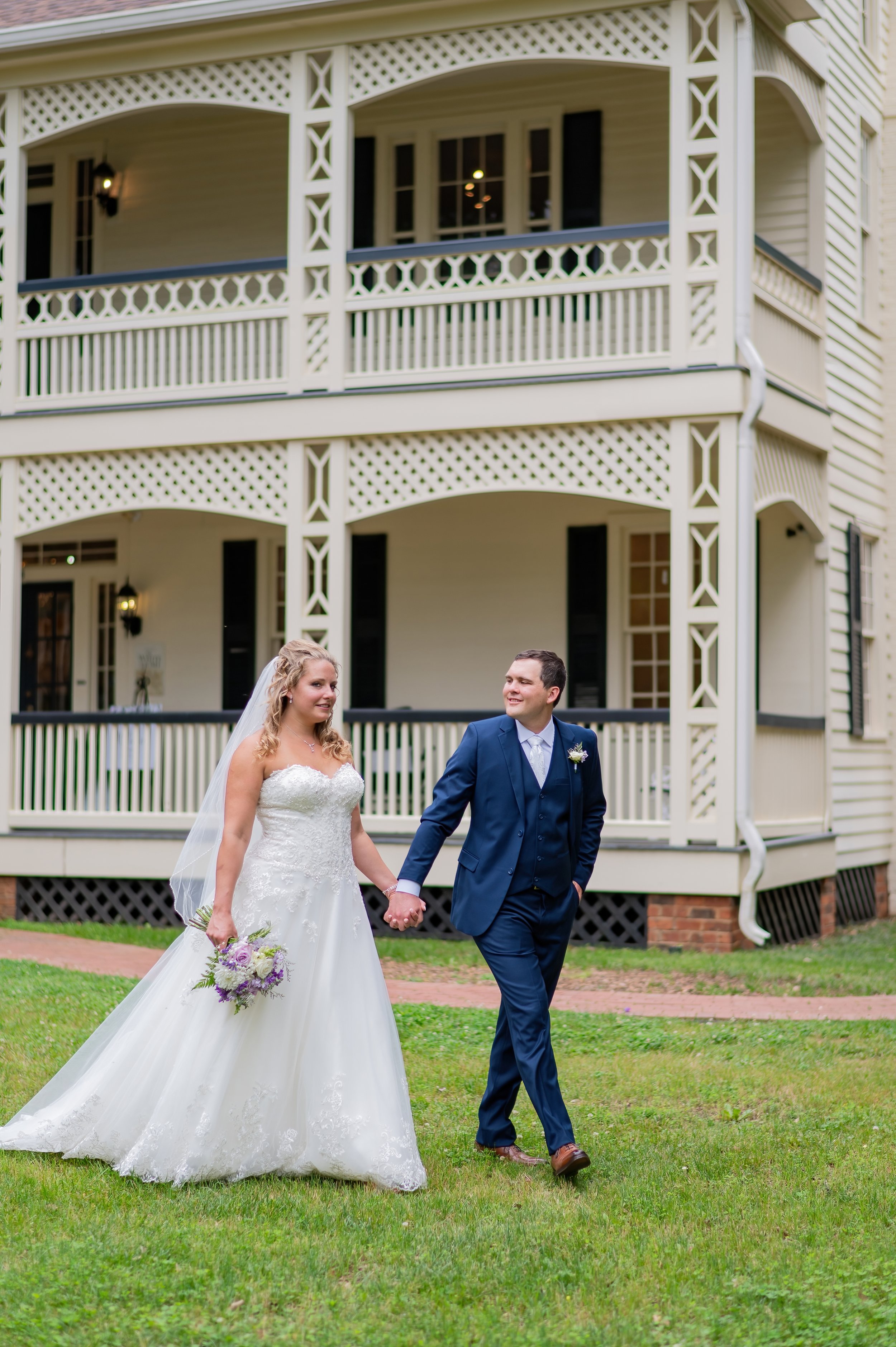 Timeless-Carolinas-Wedding-Photography-Couple(53).jpg