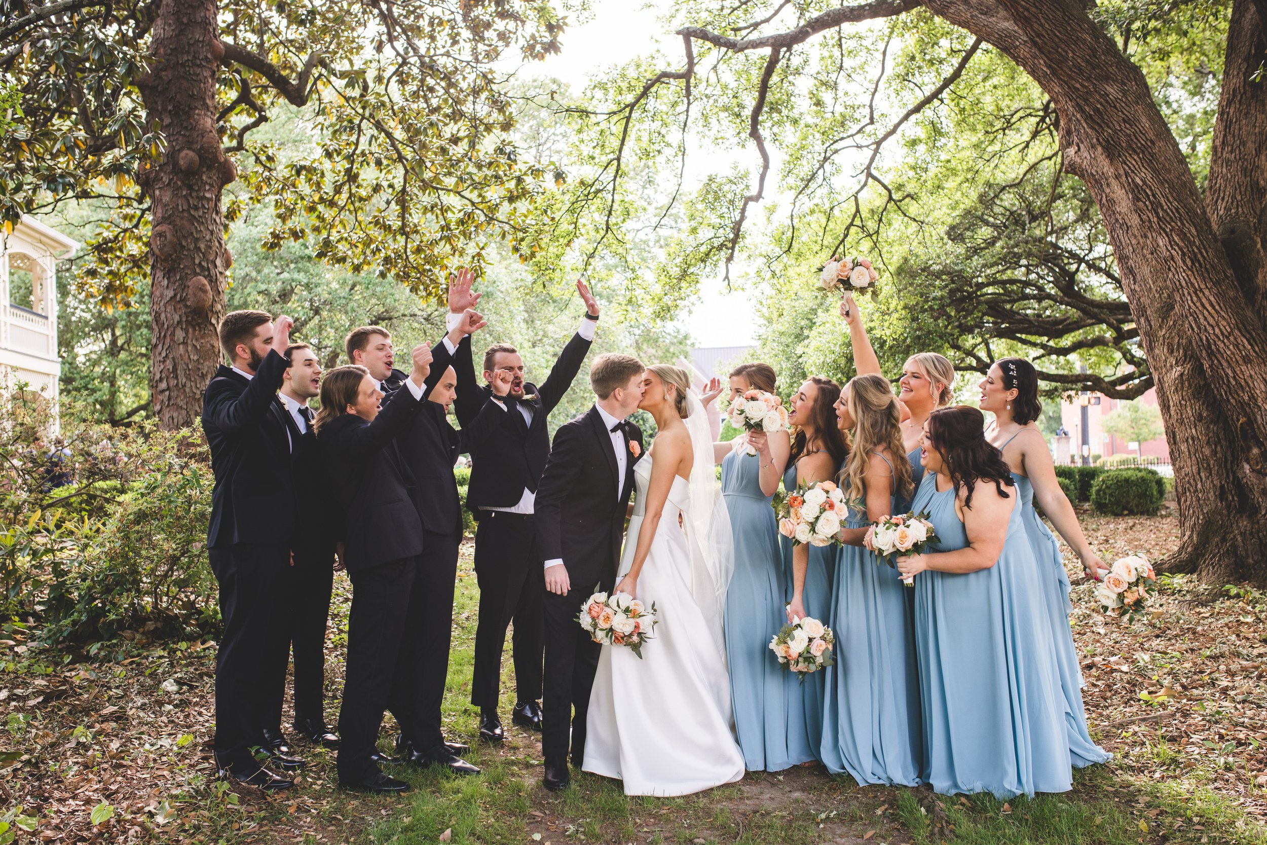Stunning-Wedding-Party-Portraits-SC-Venue.jpg