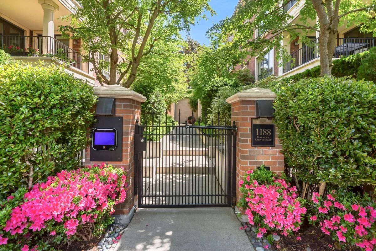  CAPITOL HILL | SOLD FOR $2,225,000 