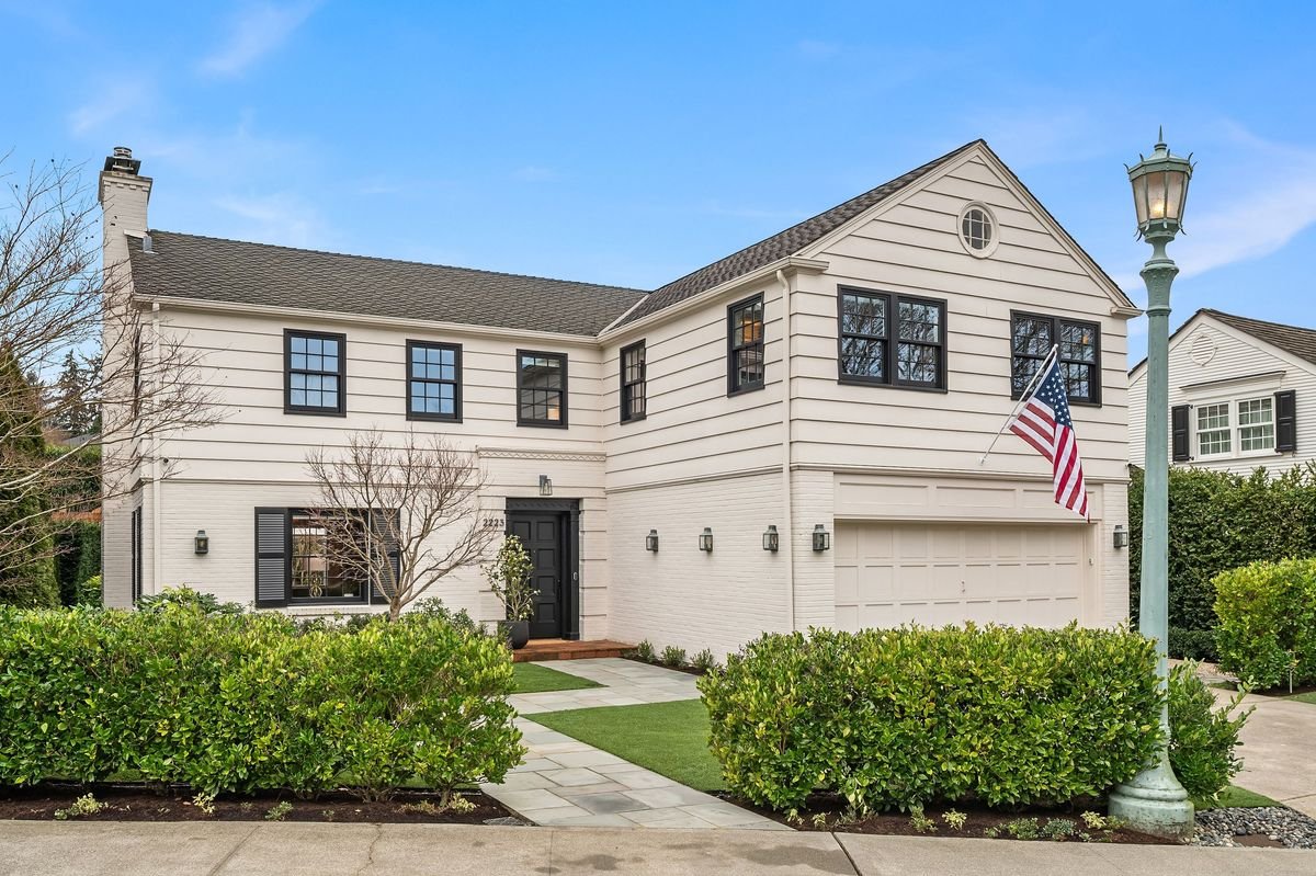  BROADMOOR | SOLD FOR $4,000,000 