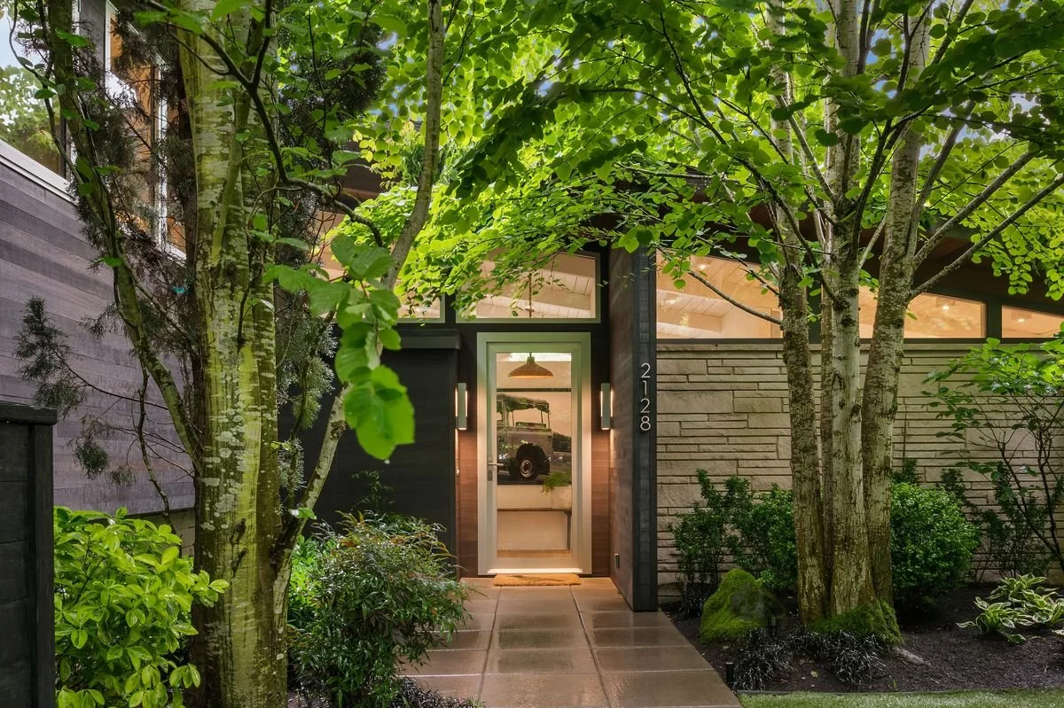  BROADMOOR | SOLD FOR $3,650,000 
