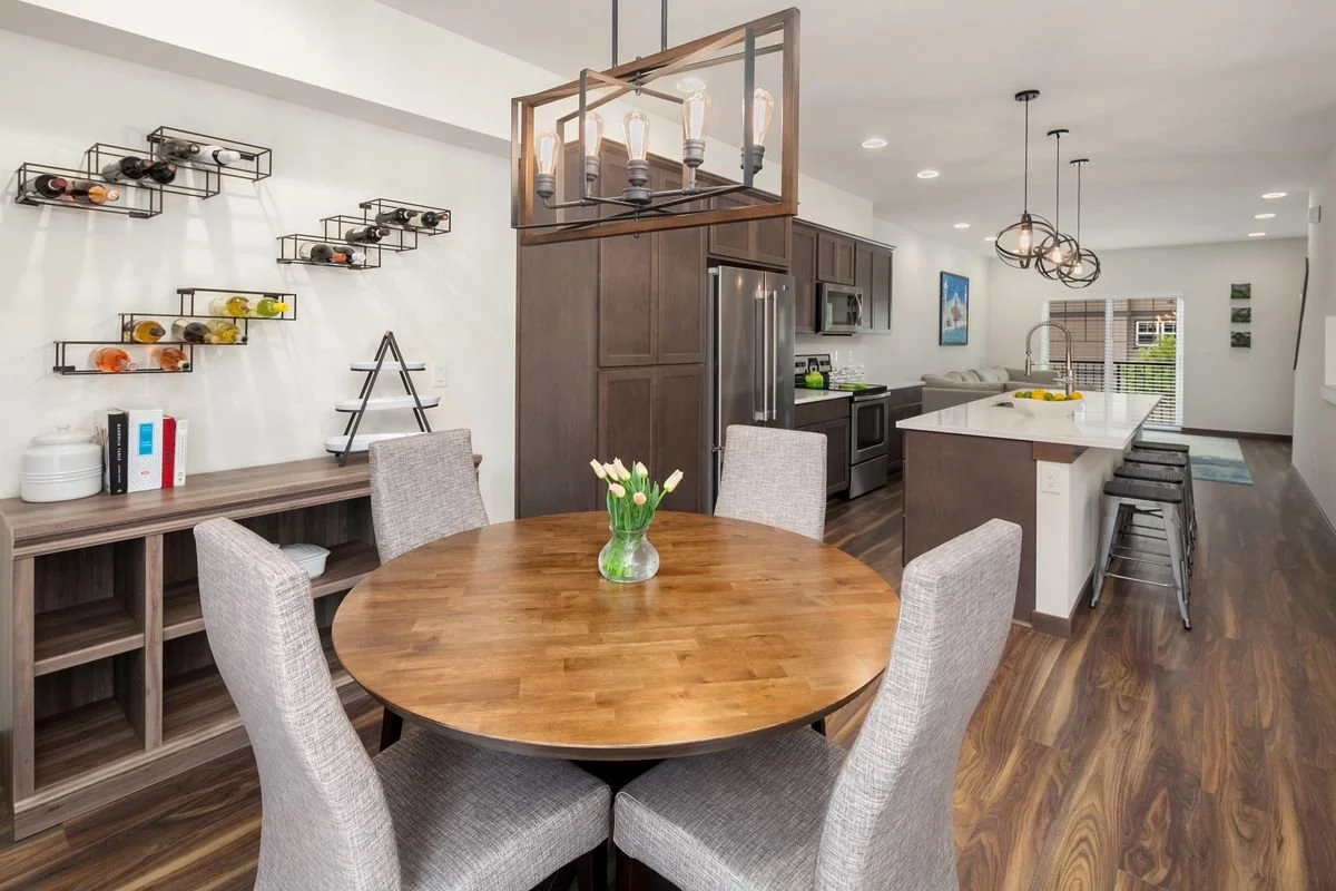  WEST SEATTLE | SOLD FOR $549,000 