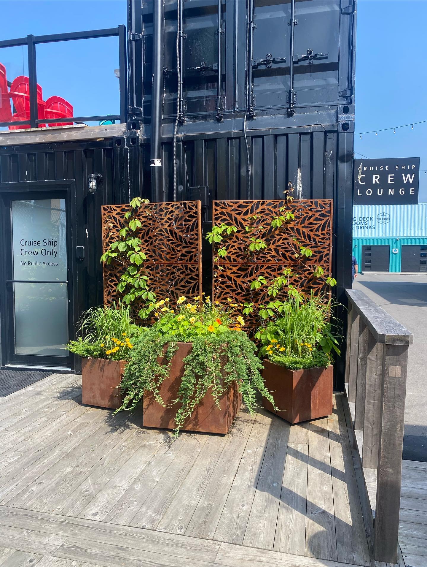 Have you been to area 506 this year?! We enjoy checking it out while checking on the planters we’ve done up outside the crew lounge. Todays definitely the perfect day to enjoy π