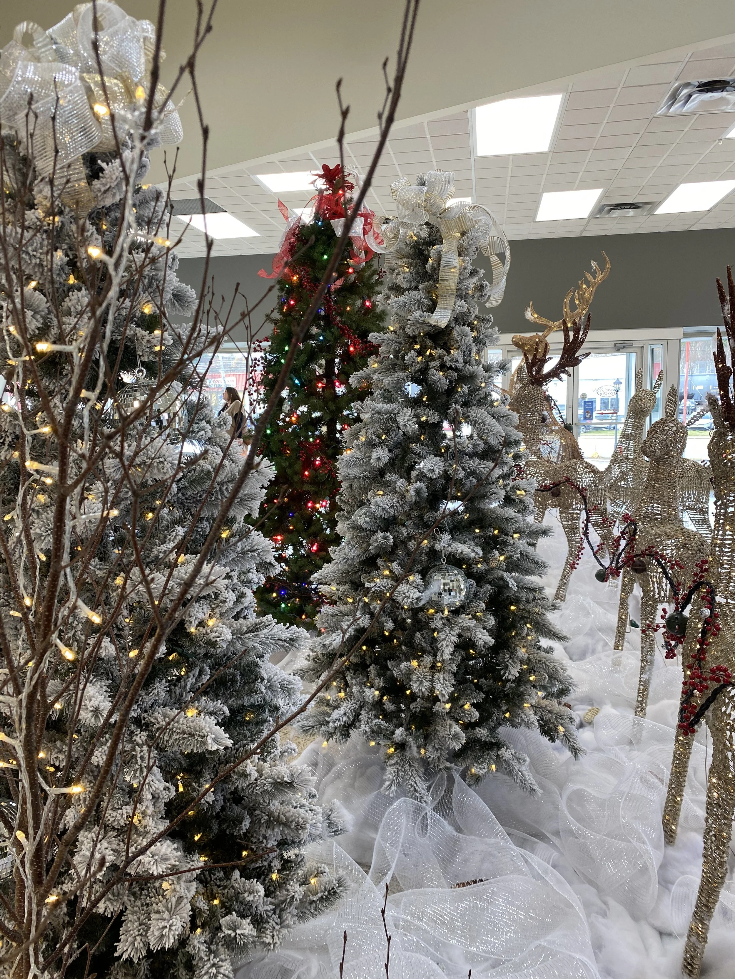 Honda Saint John. Christmas Scene Installation 2024