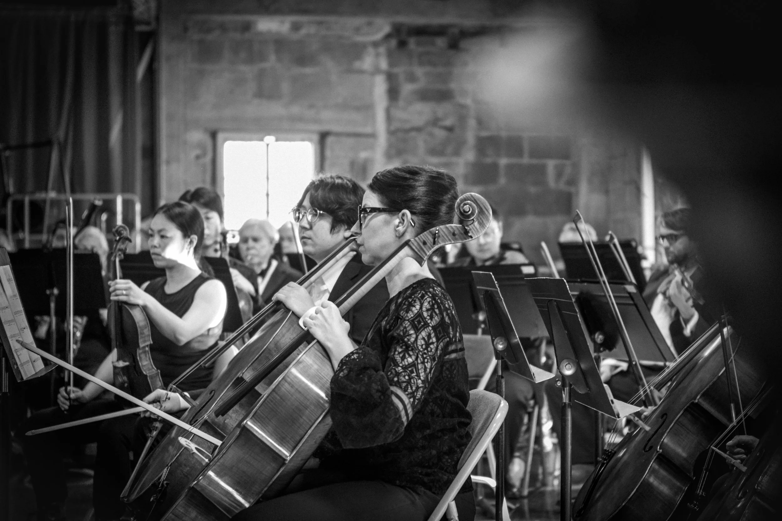 GGSymphony_110825_IMG_0189_BW_w 1.jpg