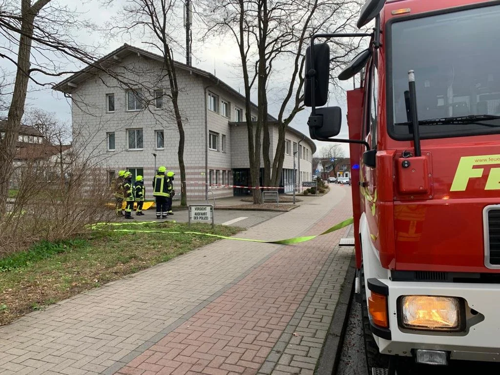 Einsatz Gefahrgutzug Polizei Achim