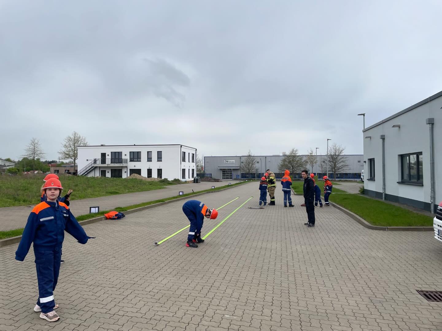 Auch bei schlechtem Wetter wird f&uuml;r die Stadtwettbewerbe am 27.04.24 ge&uuml;bt. 
Wir haben beim letzten Dienst wieder den B-Teil ge&uuml;bt. Im laufe der Woche &uuml;ben wir an verschiedenen Terminen weiter um f&uuml;r die Stadtwettbewerbe vorb