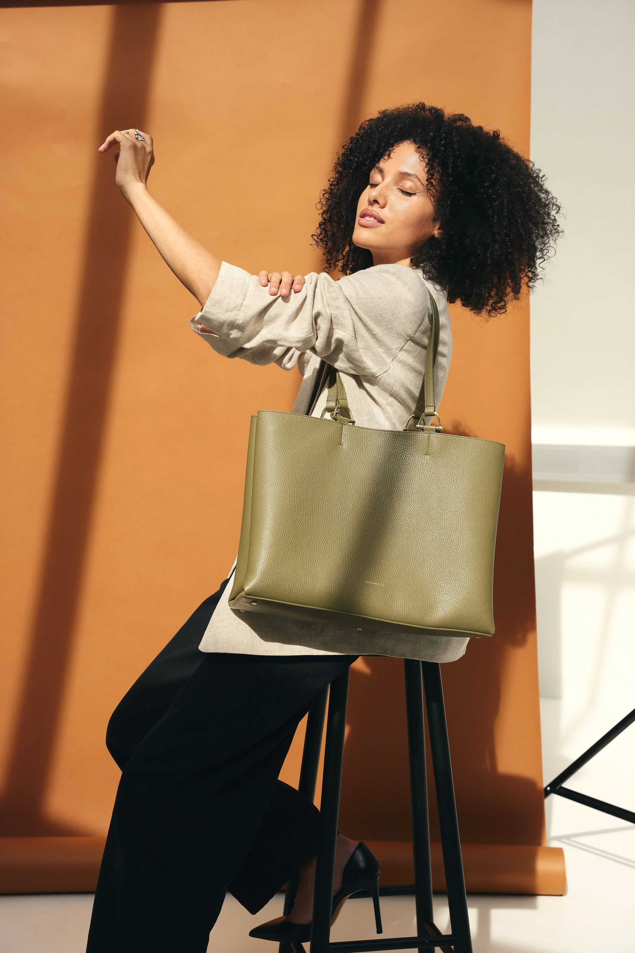 Patricia_in_Brown_12.jpg