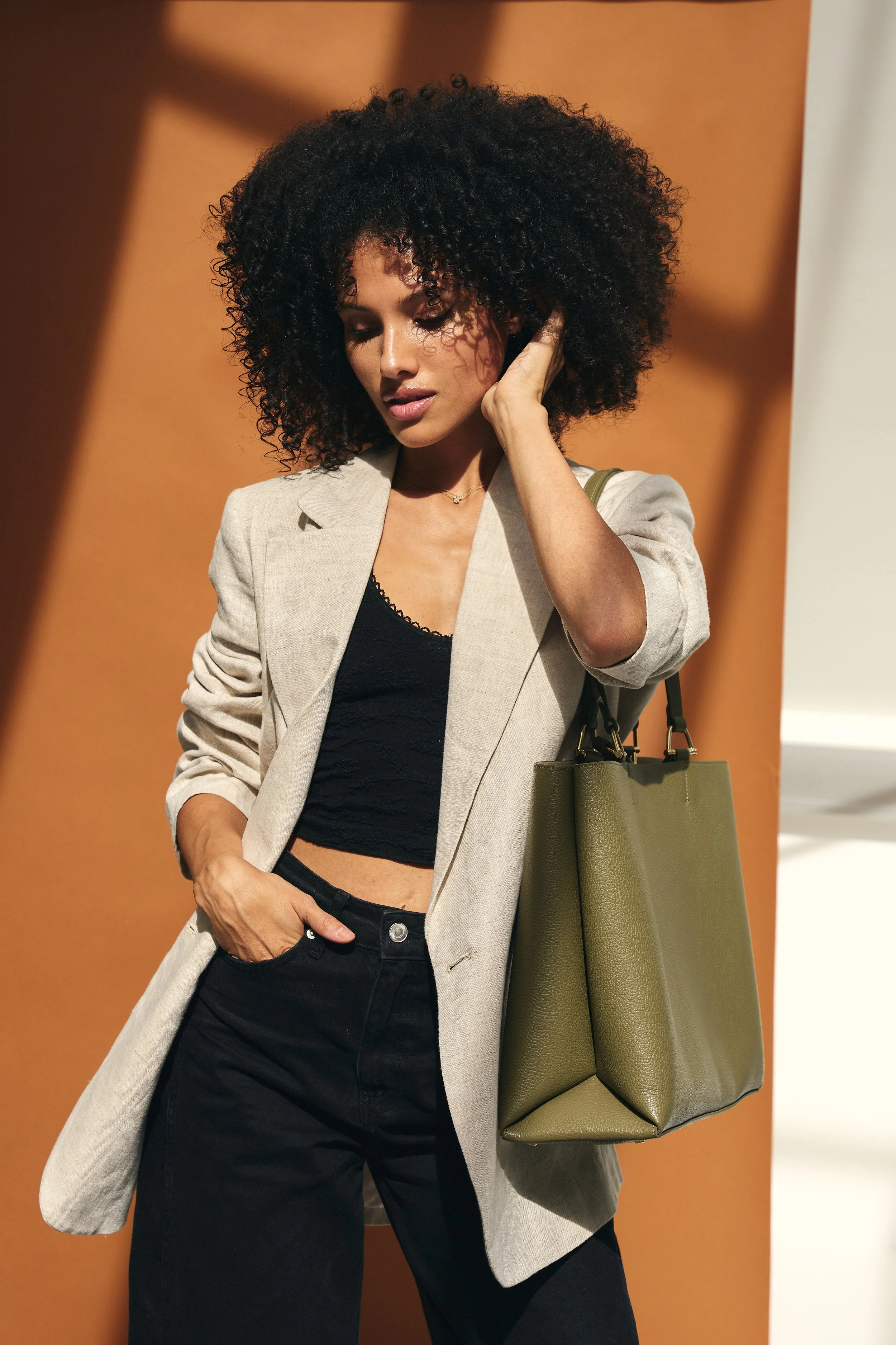 Patricia_in_Brown_7.jpg
