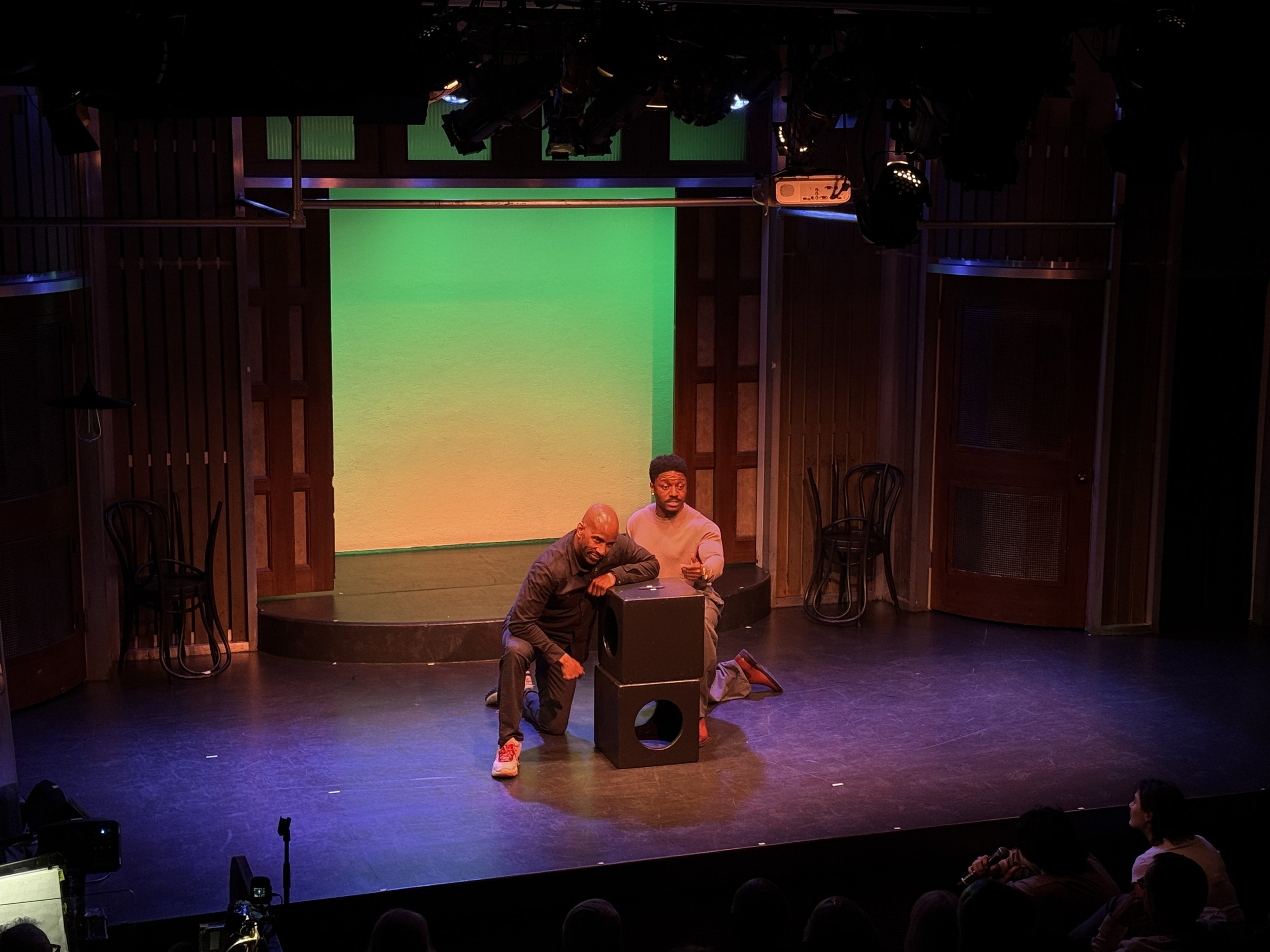 Holiday Lights Up | Groundlings Theatre