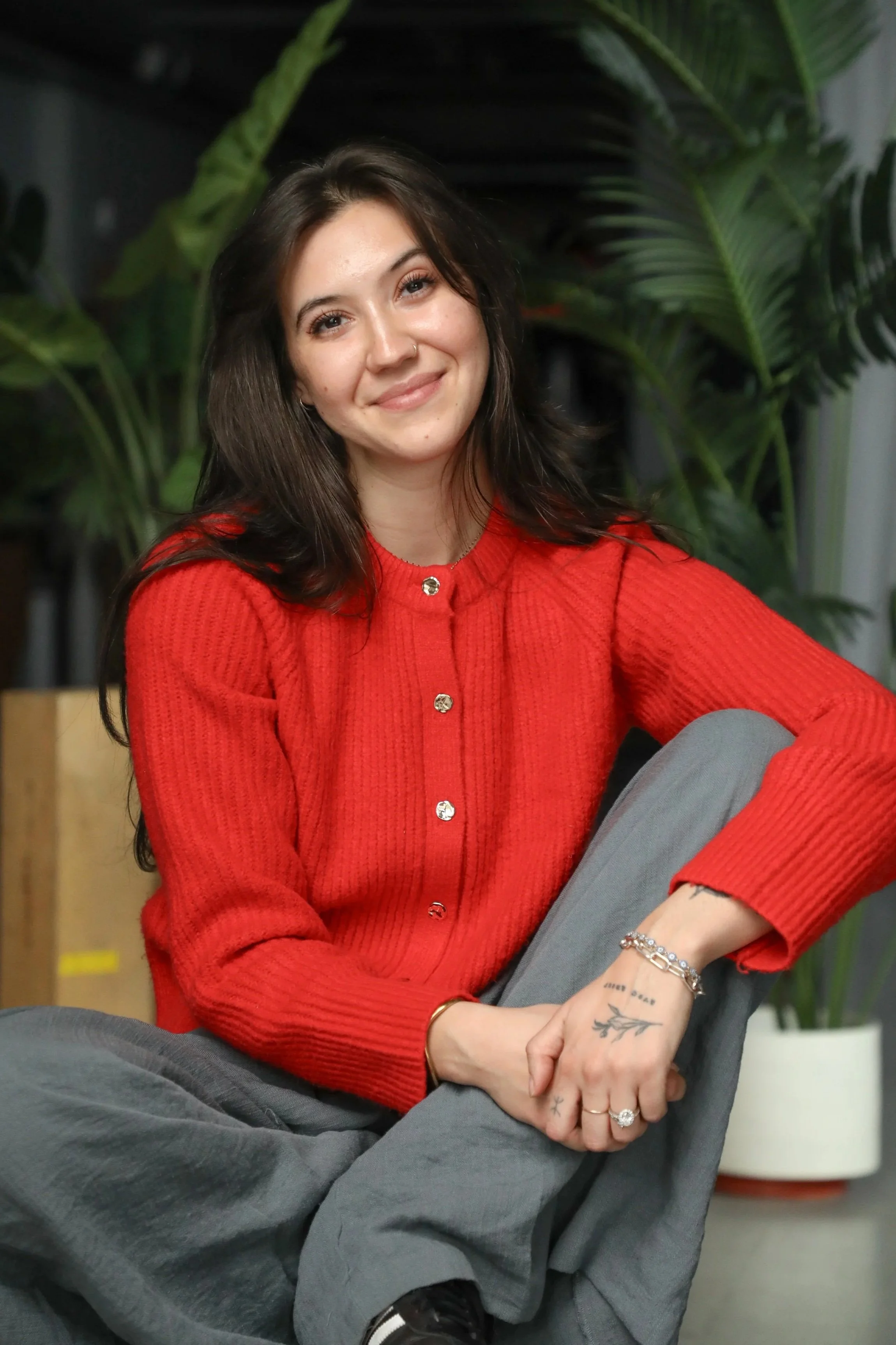 Headshot of therapist Neila Ouldali 