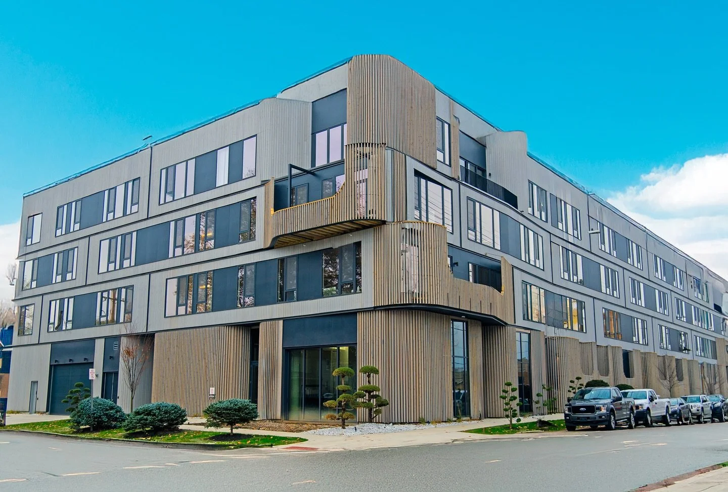 Your next chapter begins at Driftwood in #TremontOhio! Bold design, prime location, and the lifestyle you deserve. 
.
.
.
.
.
.
#DriftwoodLiving #TremontLife #clevelandohio #cleohio #inthe216 #ohioapartments #apartmentsforrent #clevelandapartments