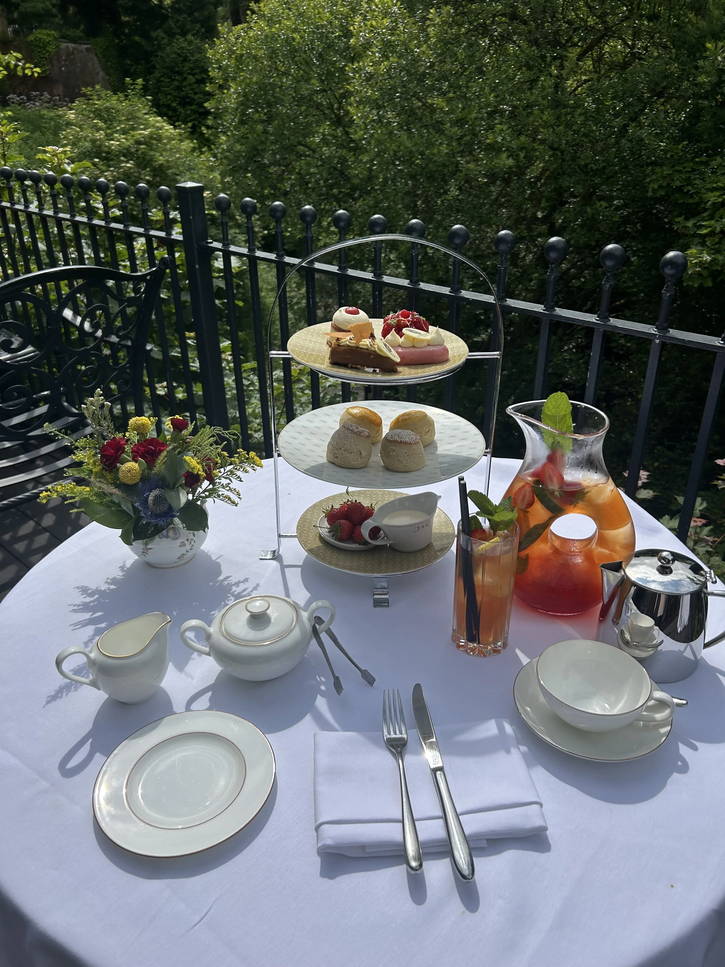 Wimbledon Final - Pimm's & Strawberries Afternoon Tea