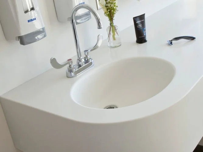 Web_Rm-Sink.jpg
