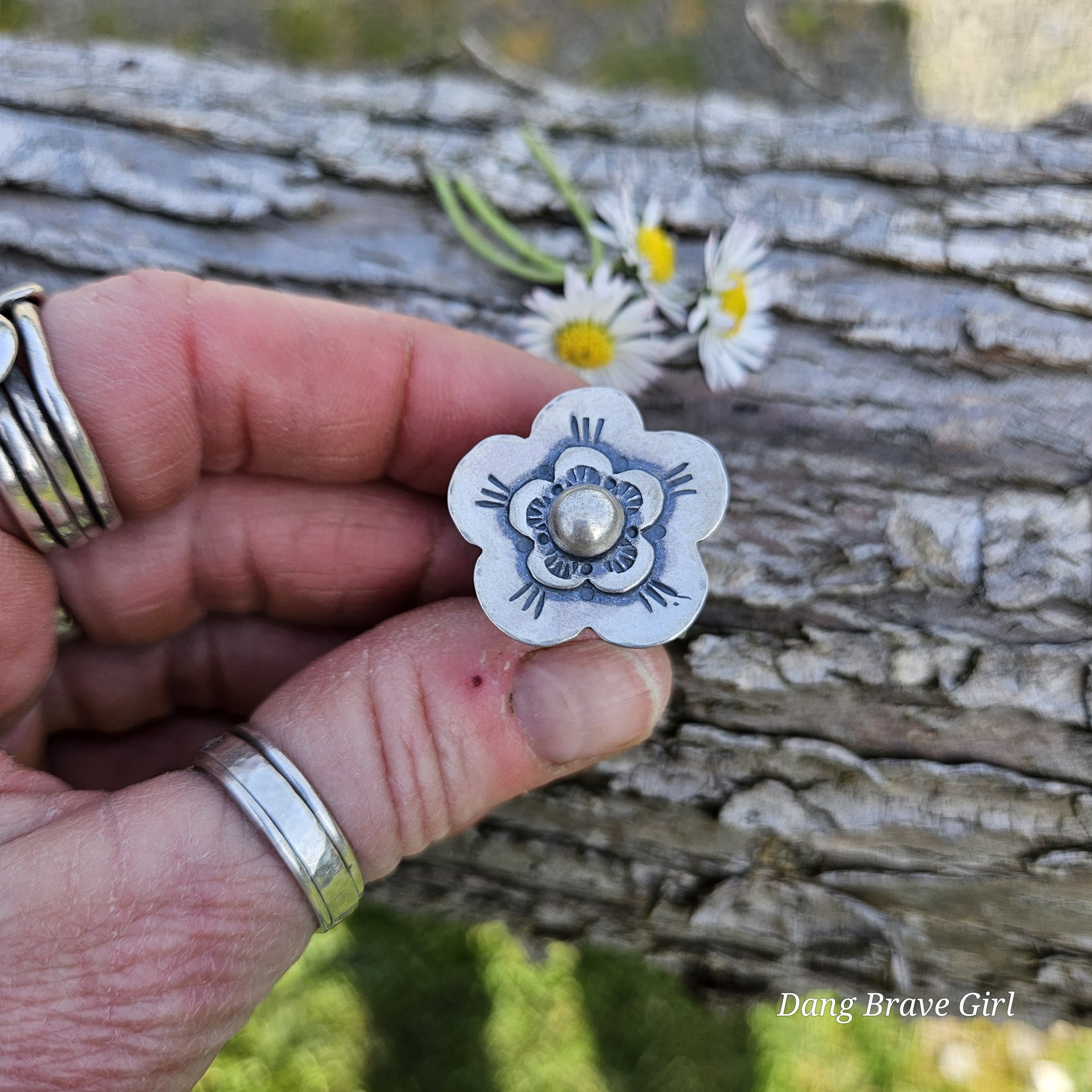 Bloom On Ring Size 8