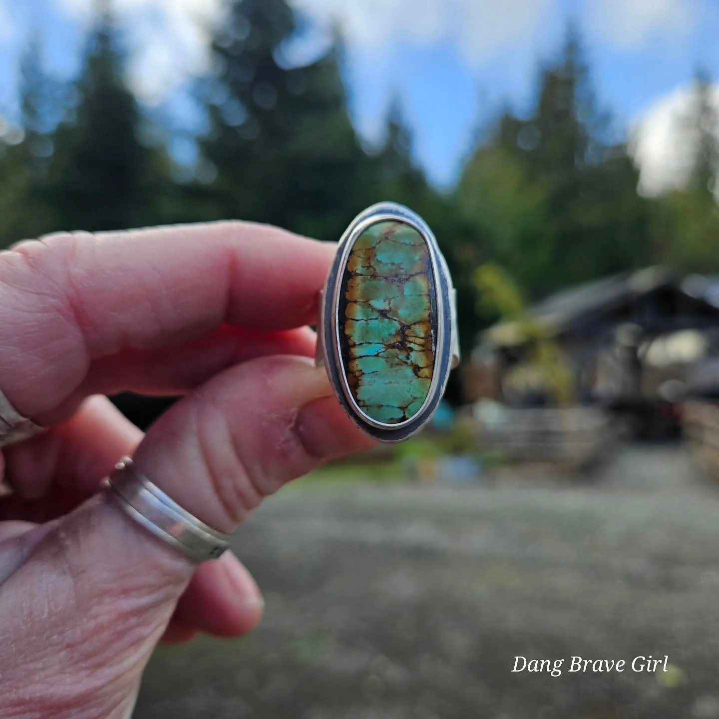 There can't be a Wildhorse Collection without some turquoise.... and this is one of those larger rings I was sharing with you about in my stories. I was 'temporarily' concerned it would be too large, especially with my chunky Live Edge style of recla