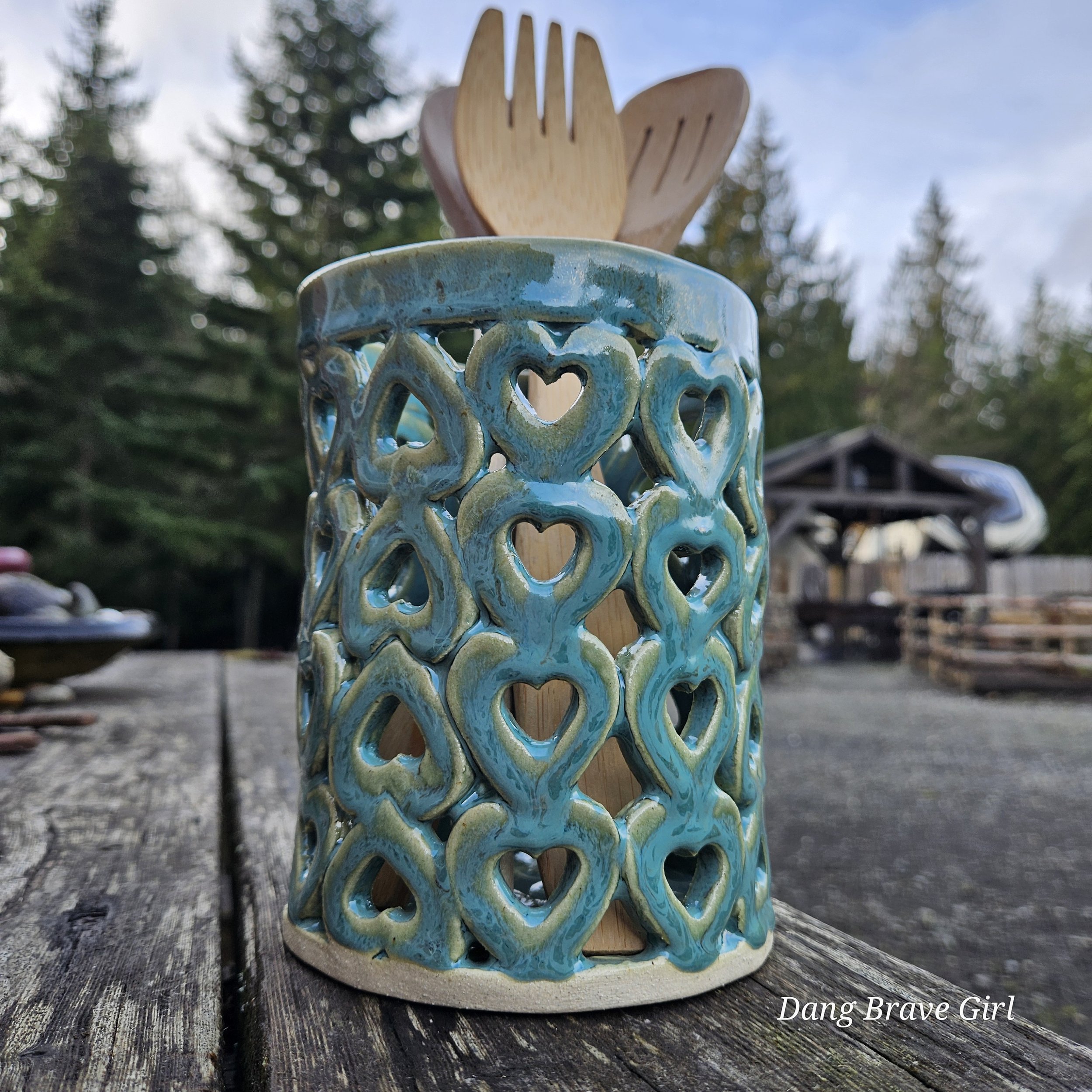 Peekaboo Heart Crock