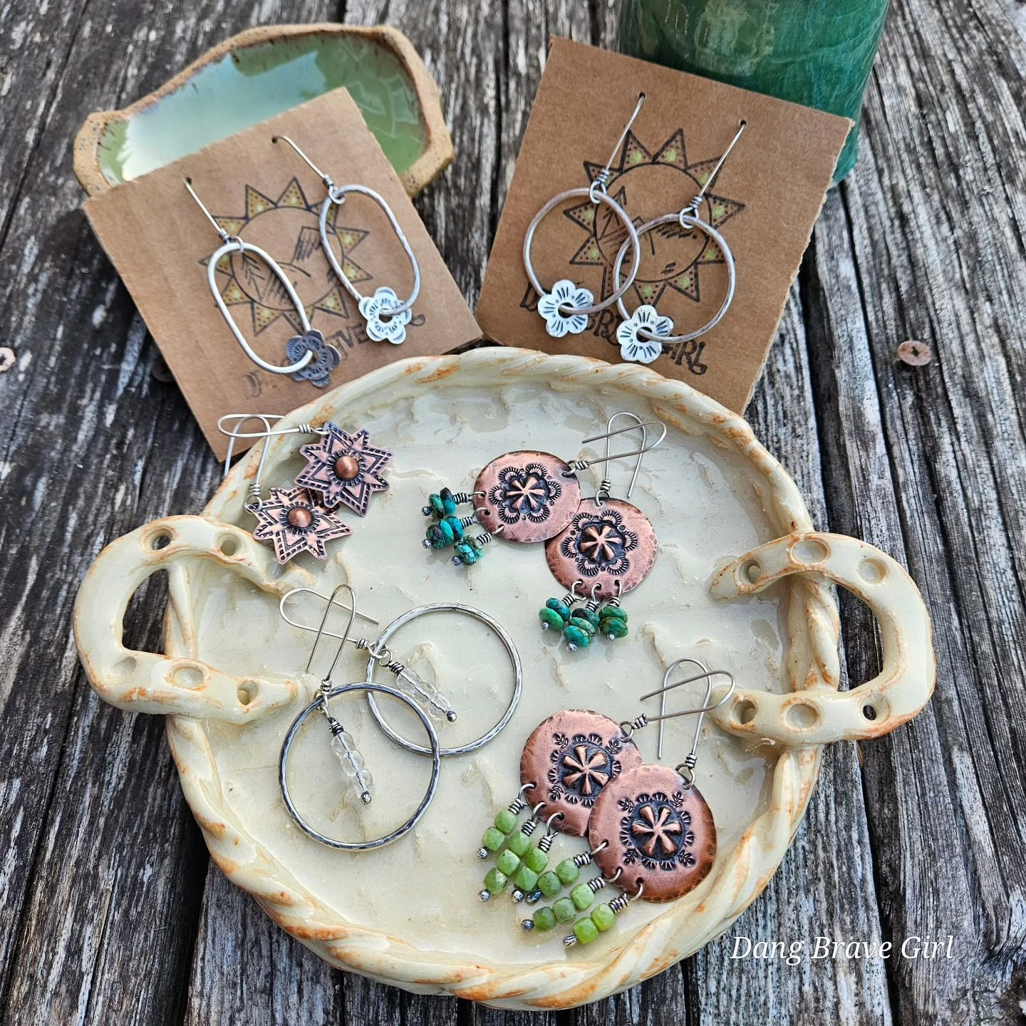 Keep Blooming and Shining 🏵 

Sweet reminders for your ears....Jade, Turquoise, Crystal, copper stars and all silver hoops.... pretty hard to just pick one favorite but those jade dangles are awfully hard to resist for this girl. 

Today is the day 