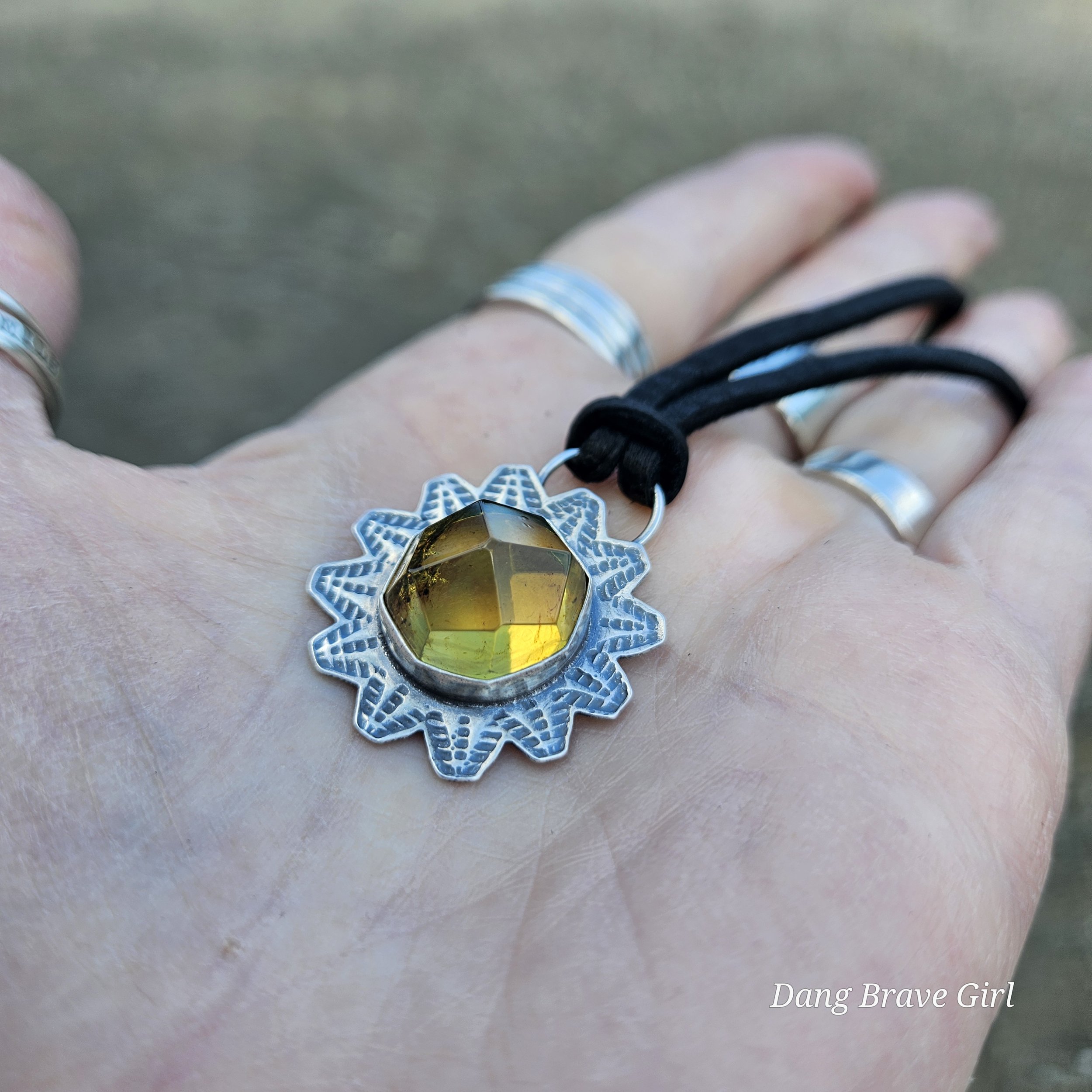 amber pendant necklace