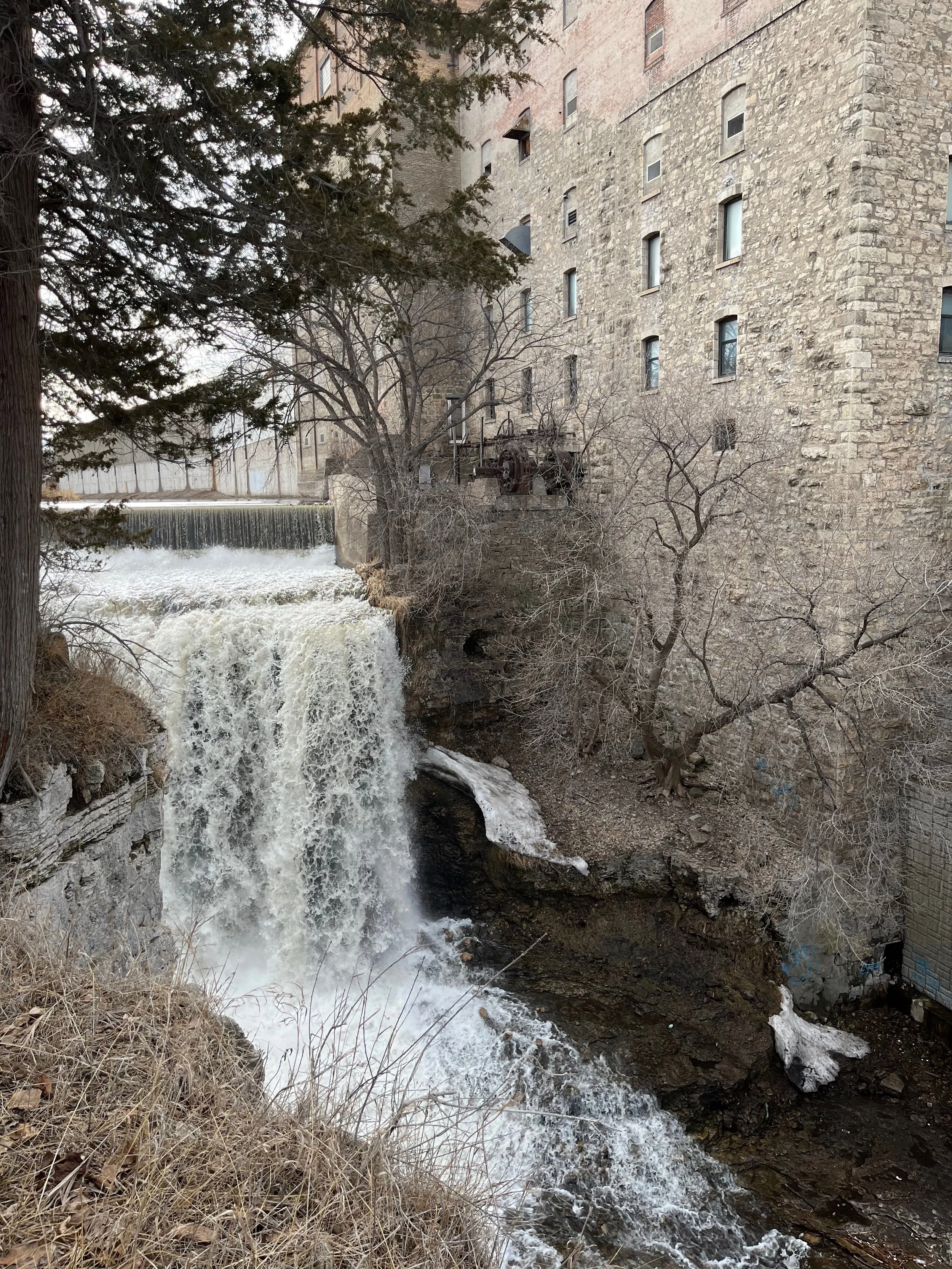 Best waterfalls near Minneapolis and St. Paul — stray sleep eat