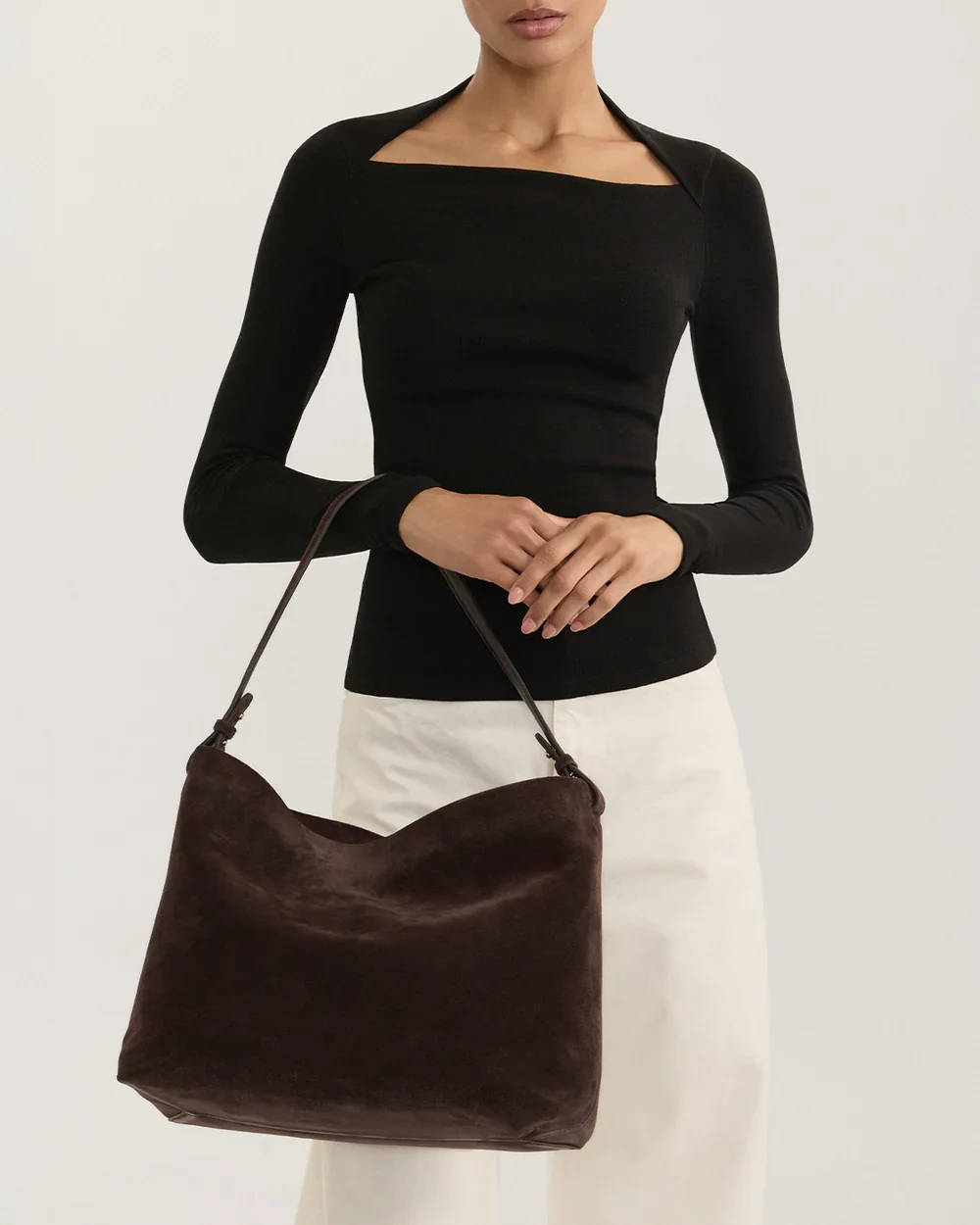 Sable2_4a7cf6a4-85a1-43ed-9c4e-ebe9c2226c73.webp