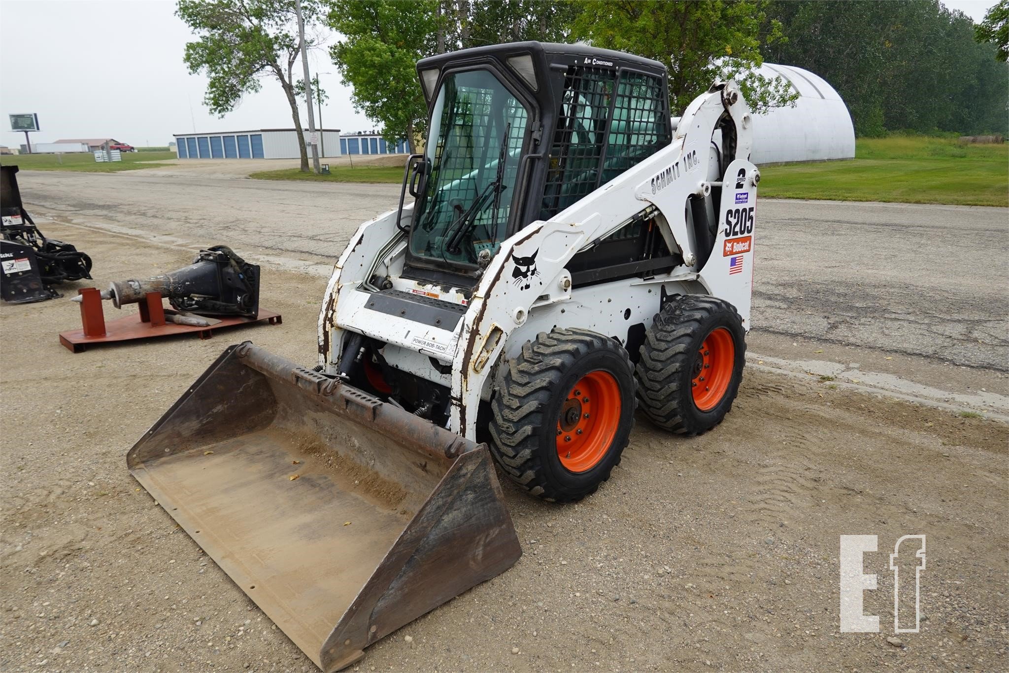 Lot #107 | 2010 Bobcat S205_1.jpeg