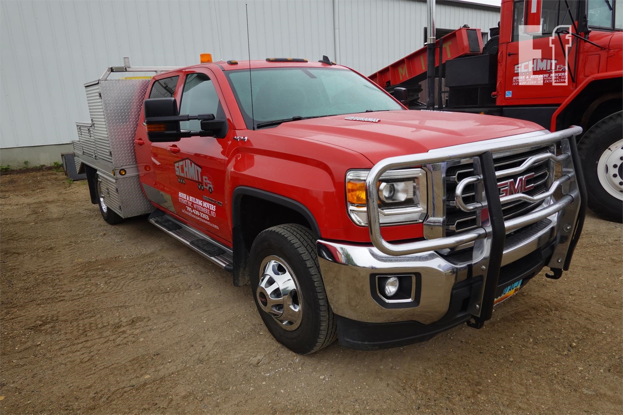 Lot# 125 | 2015 GMC 3500HD_2.jpeg