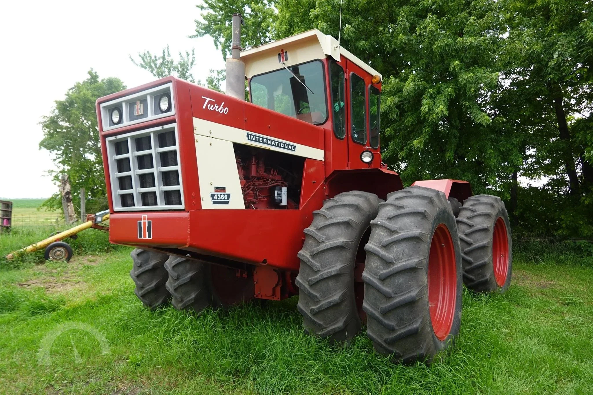 Farm Machinery Auction (AuctionTime.com)