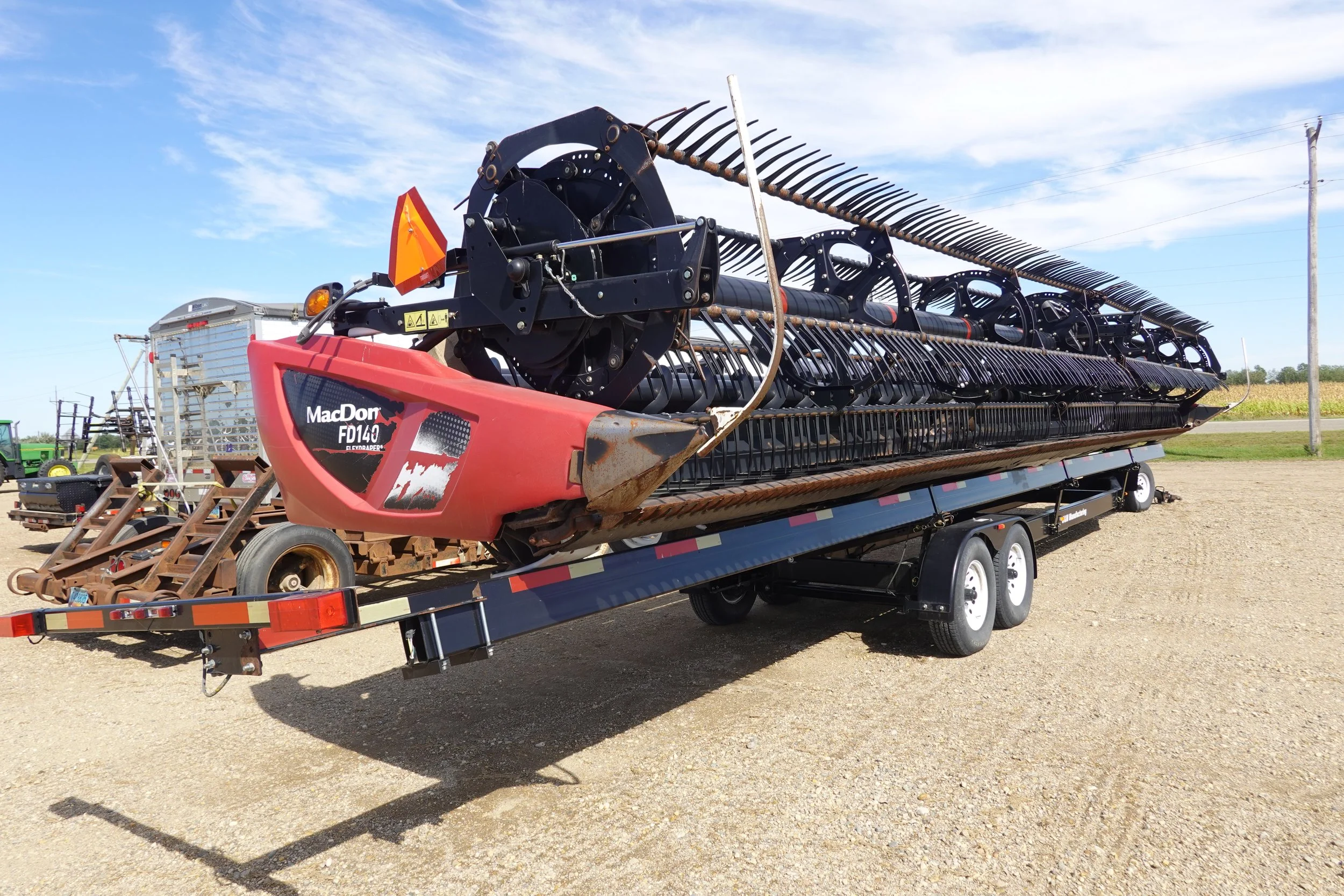 MacDon FD140 Flex Head_2.JPG