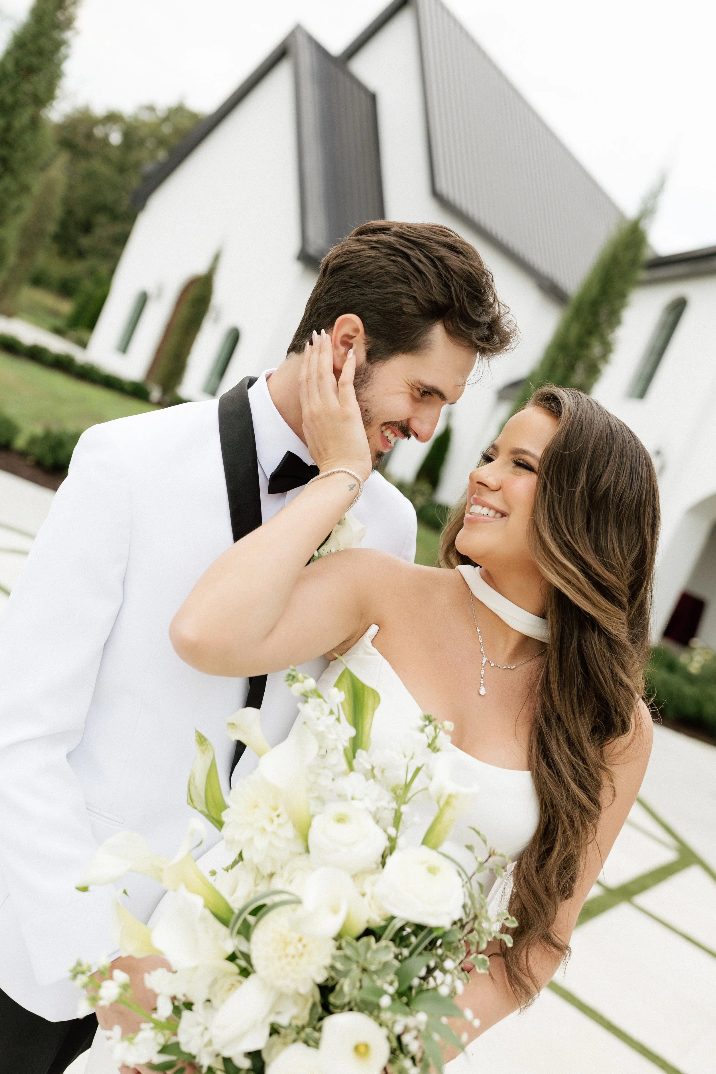 Modern Wedding | The Grand at Willow Springs 